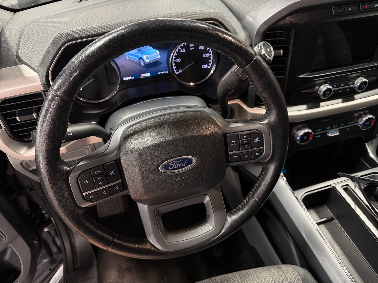 Thumbnail: 2022 Ford Econoline - 5
