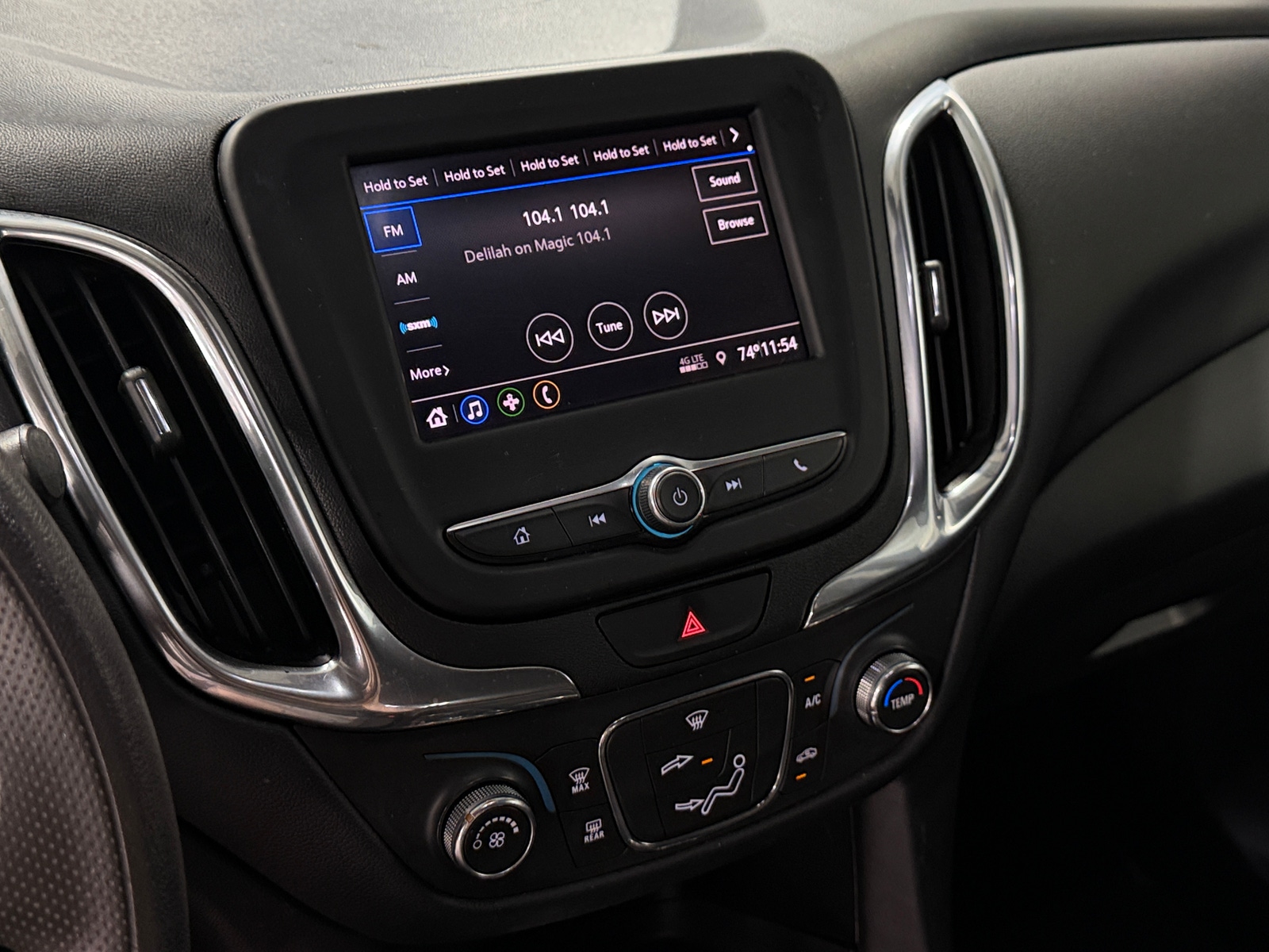Thumbnail: 2021 Chevrolet Equinox - 4