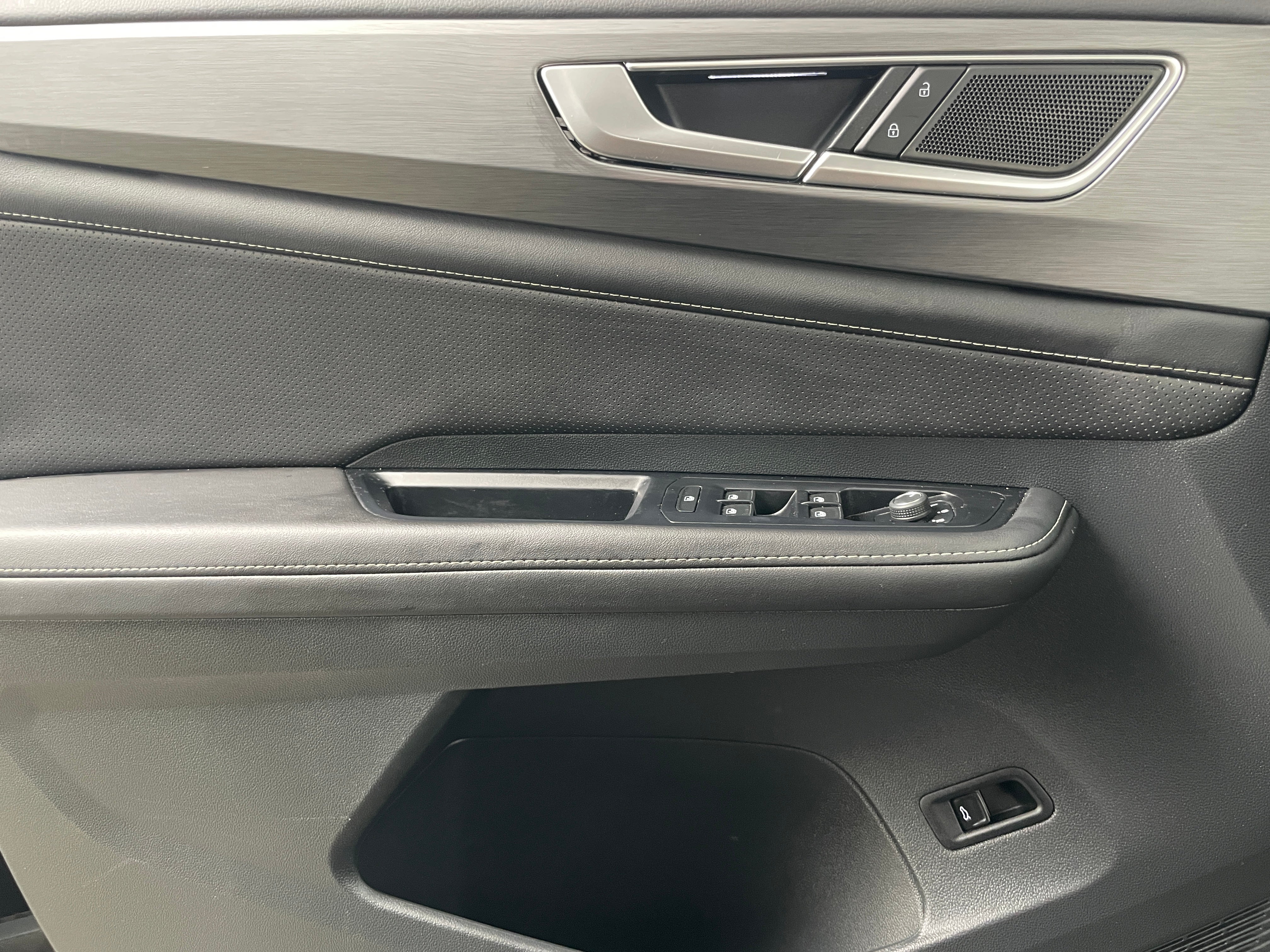 2025 Volkswagen Atlas Cross Sport