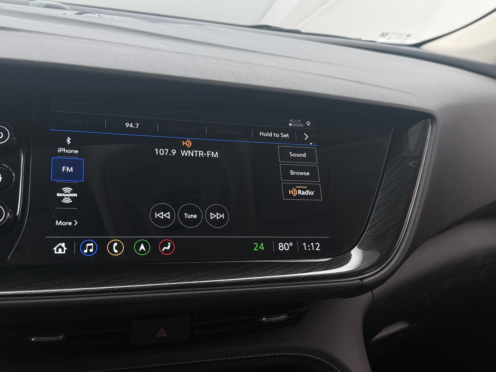 Thumbnail: 2022 Buick Envision - 3