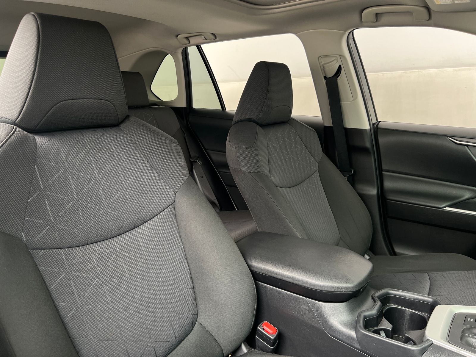Thumbnail: 2020 Toyota RAV4 - 2
