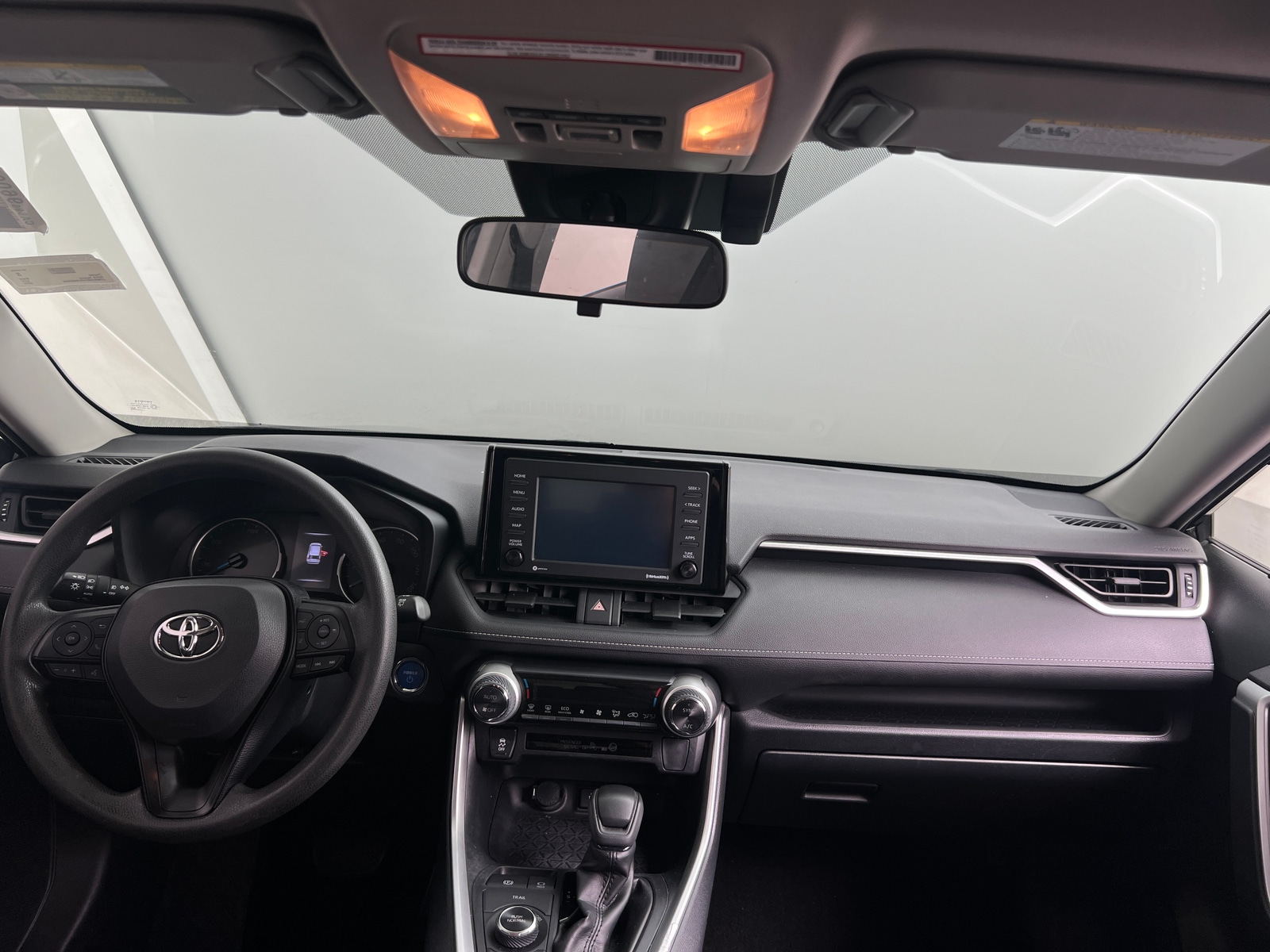 Thumbnail: 2020 Toyota RAV4 - 3