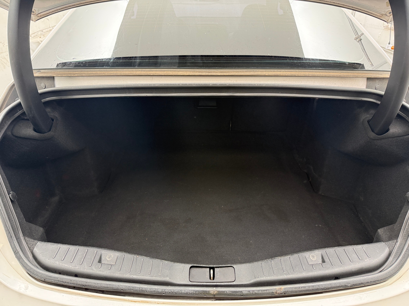 Thumbnail: 2017 Lincoln MKZ - 6