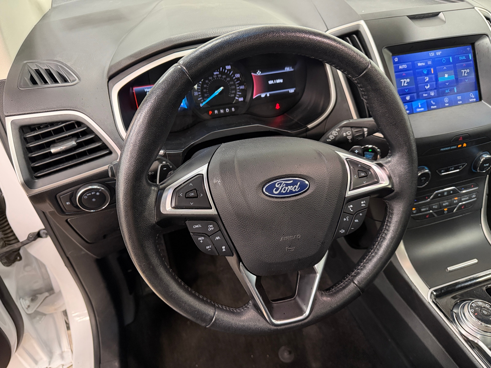 Thumbnail: 2020 Ford Edge - 4