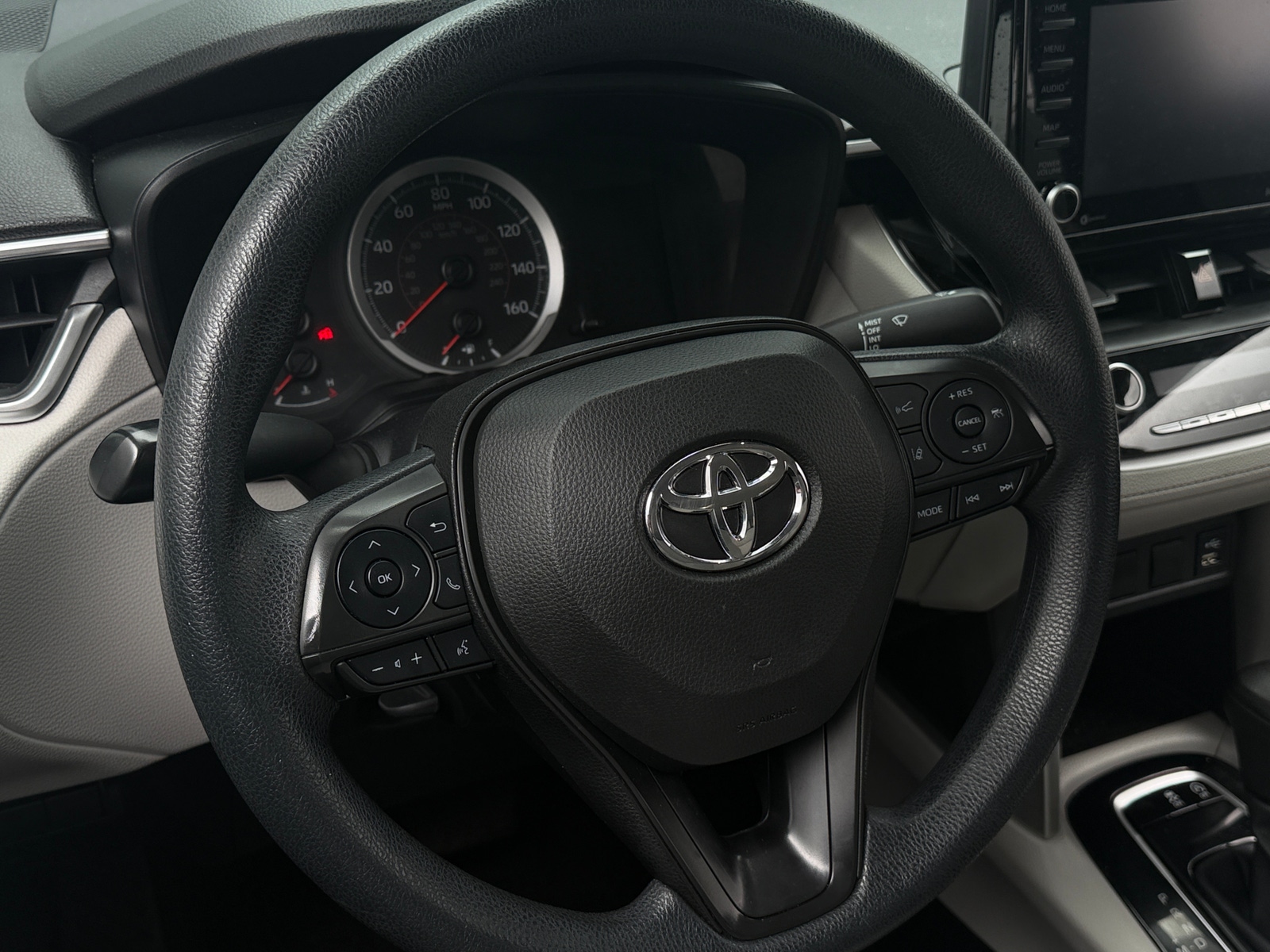Thumbnail: 2022 Toyota Corolla Cross - 5