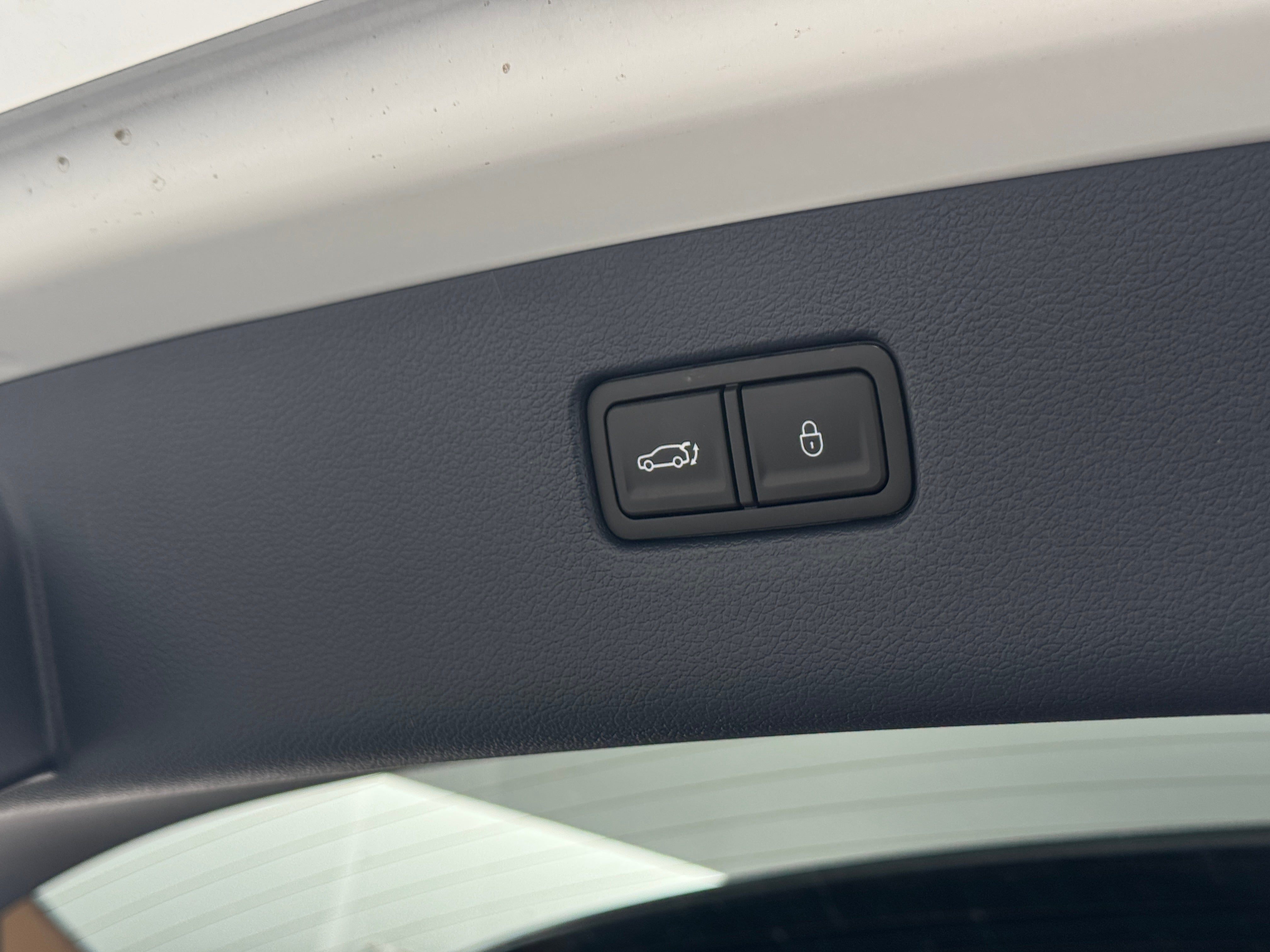 2024 Genesis GV80 2.5T Base, photo 2