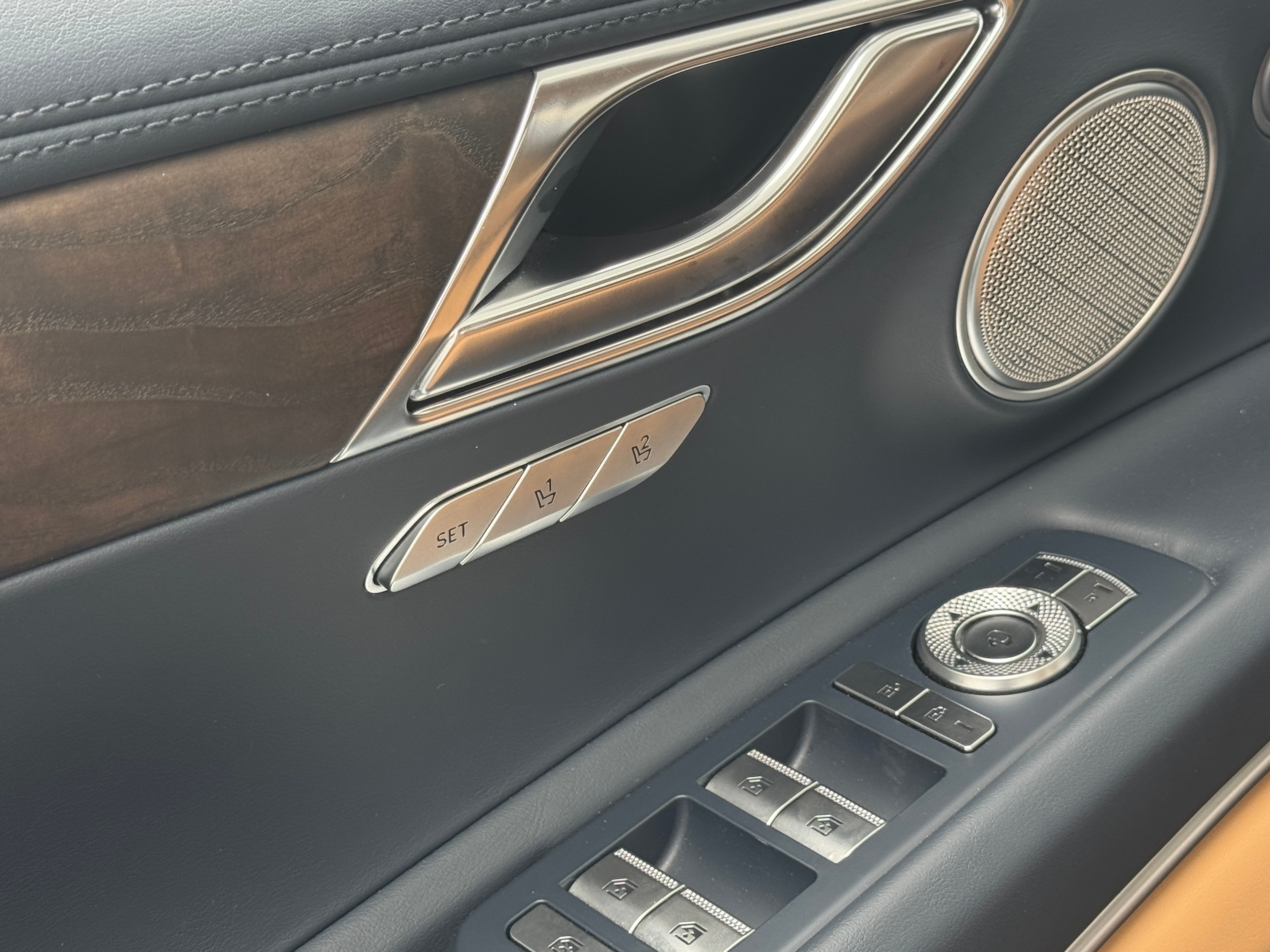 2024 Genesis GV80 2.5T Base, photo 13