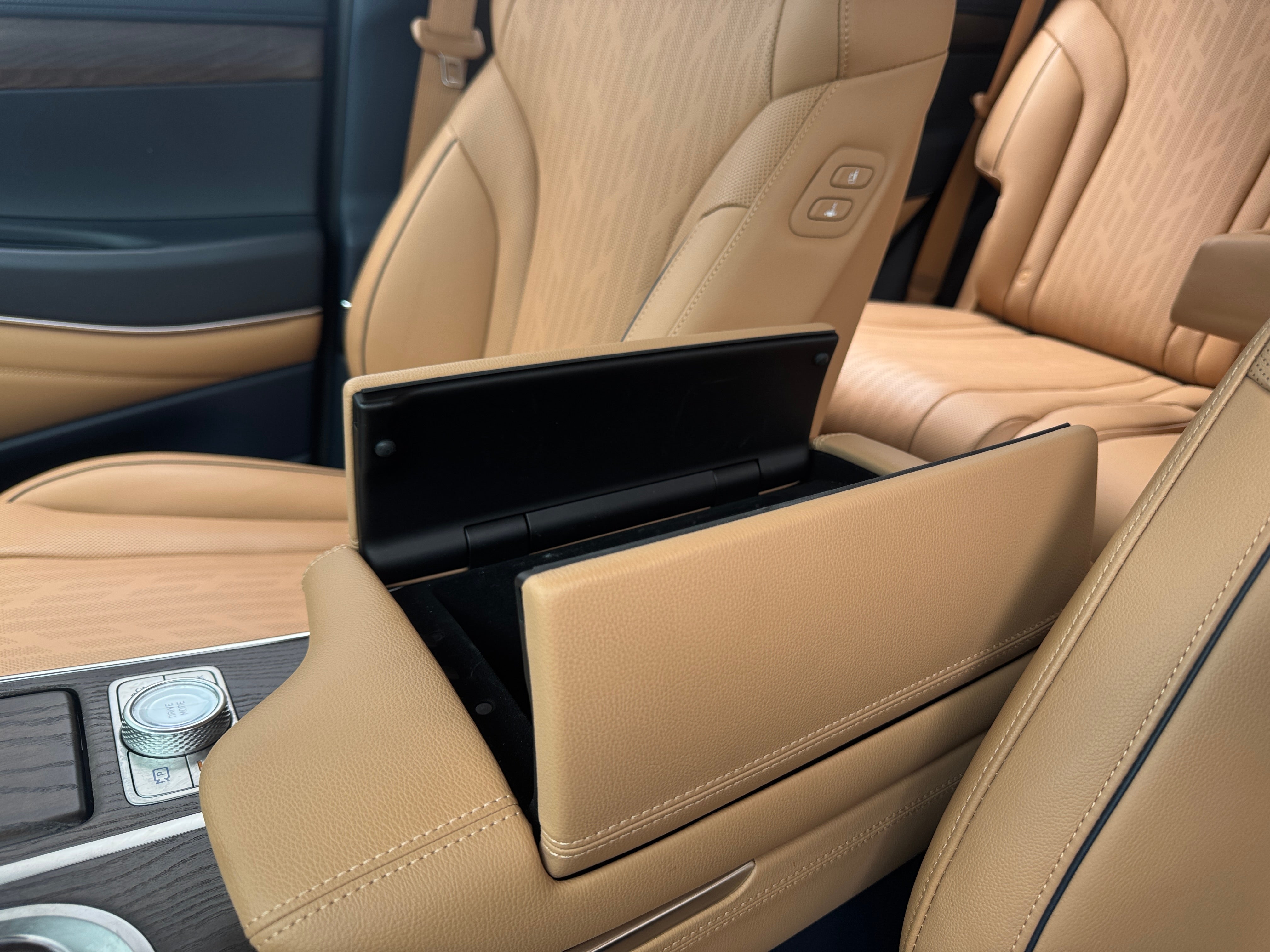 2024 Genesis GV80 2.5T Base, photo 24