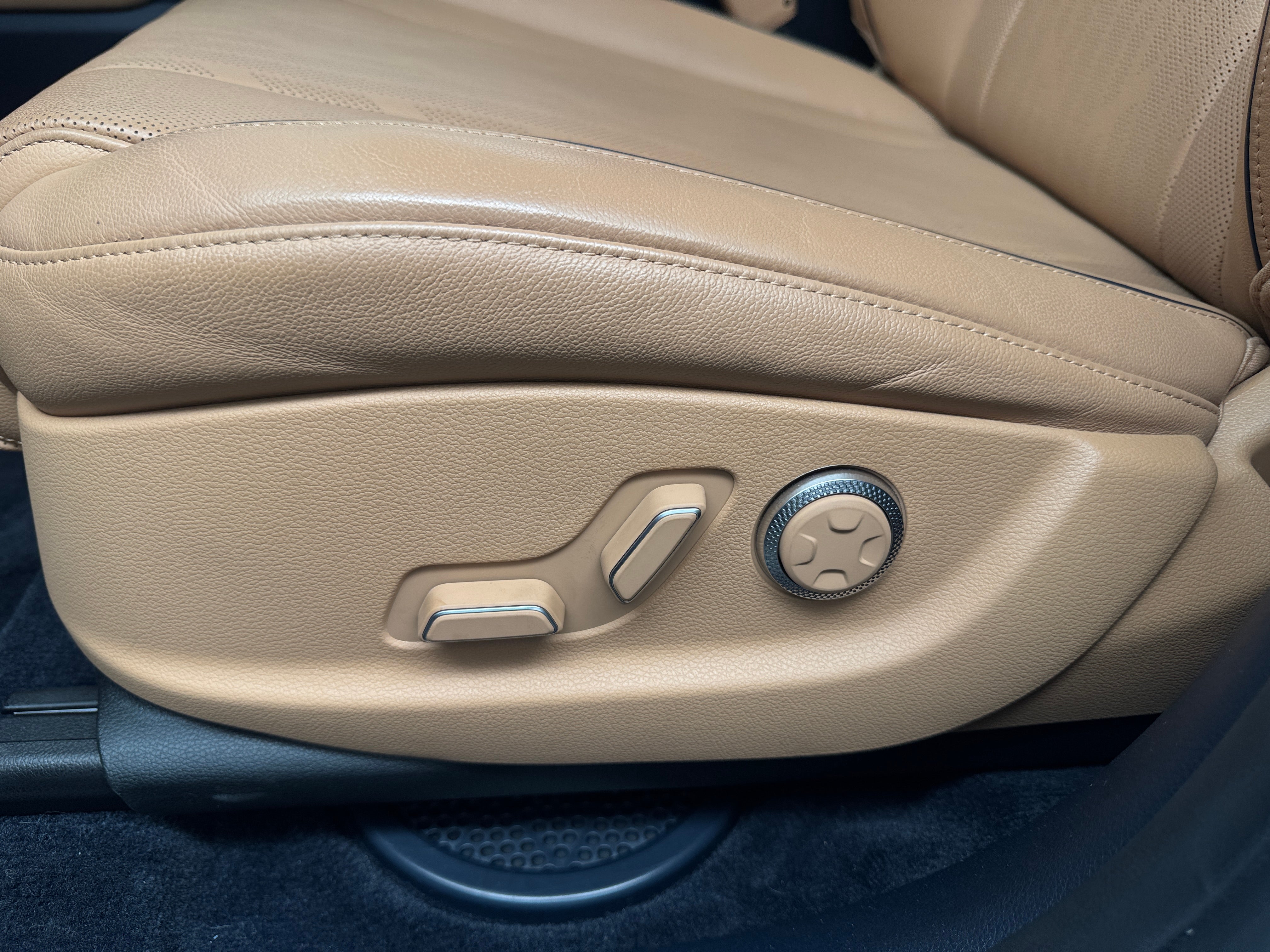 2024 Genesis GV80 2.5T Base, photo 21