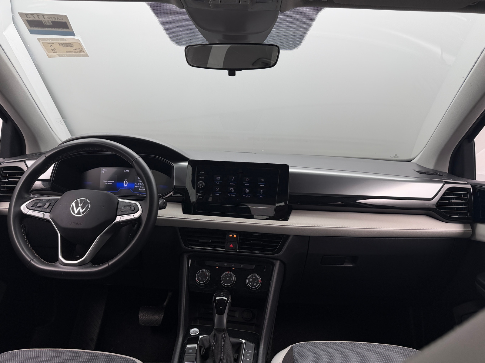 Thumbnail: 2025 Volkswagen Taos - 3