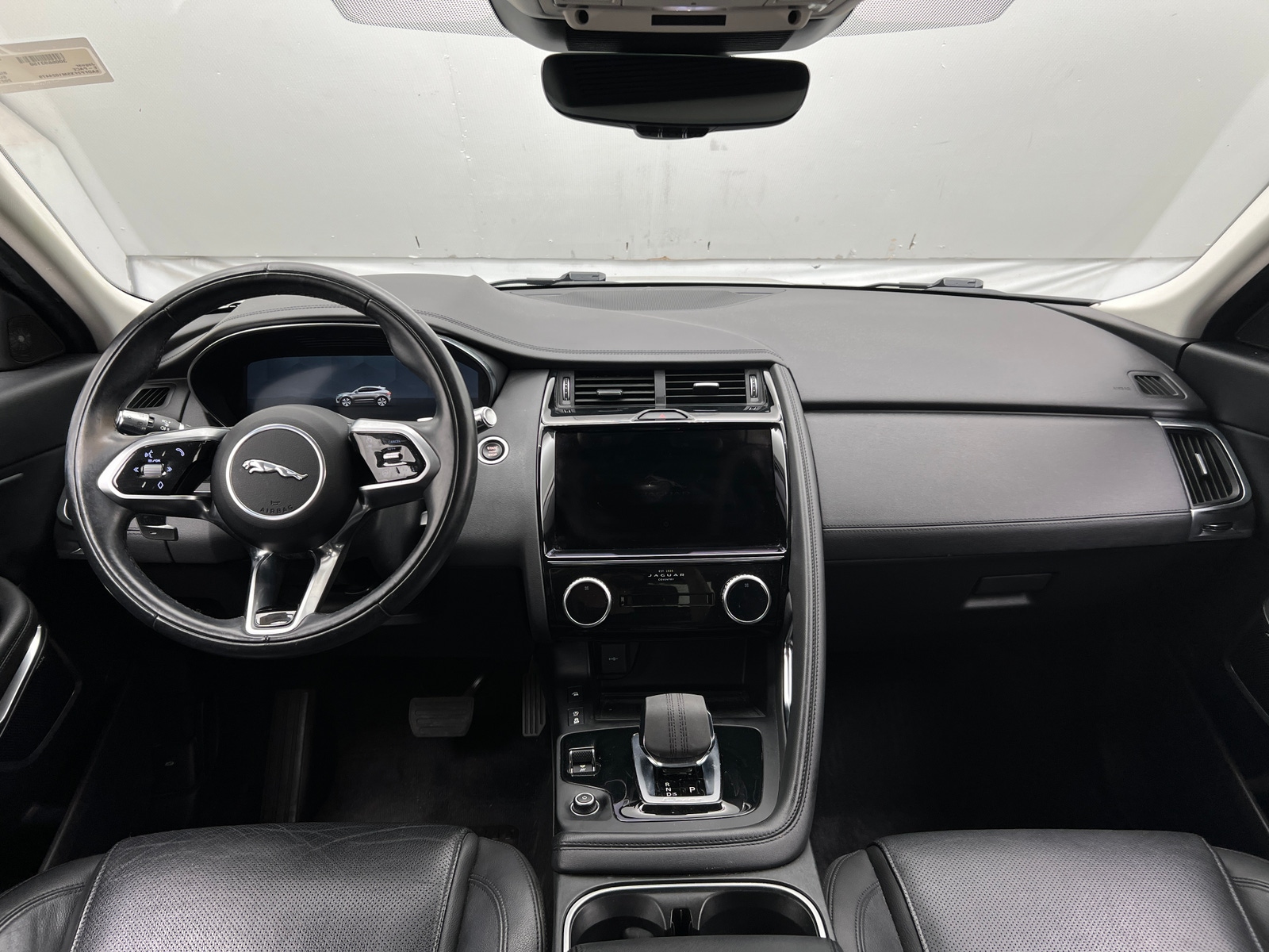Thumbnail: 2021 Jaguar E-Pace - 3