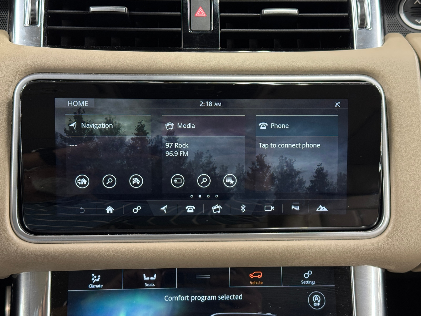 Thumbnail: 2021 Land Rover Range Rover Sport - 3