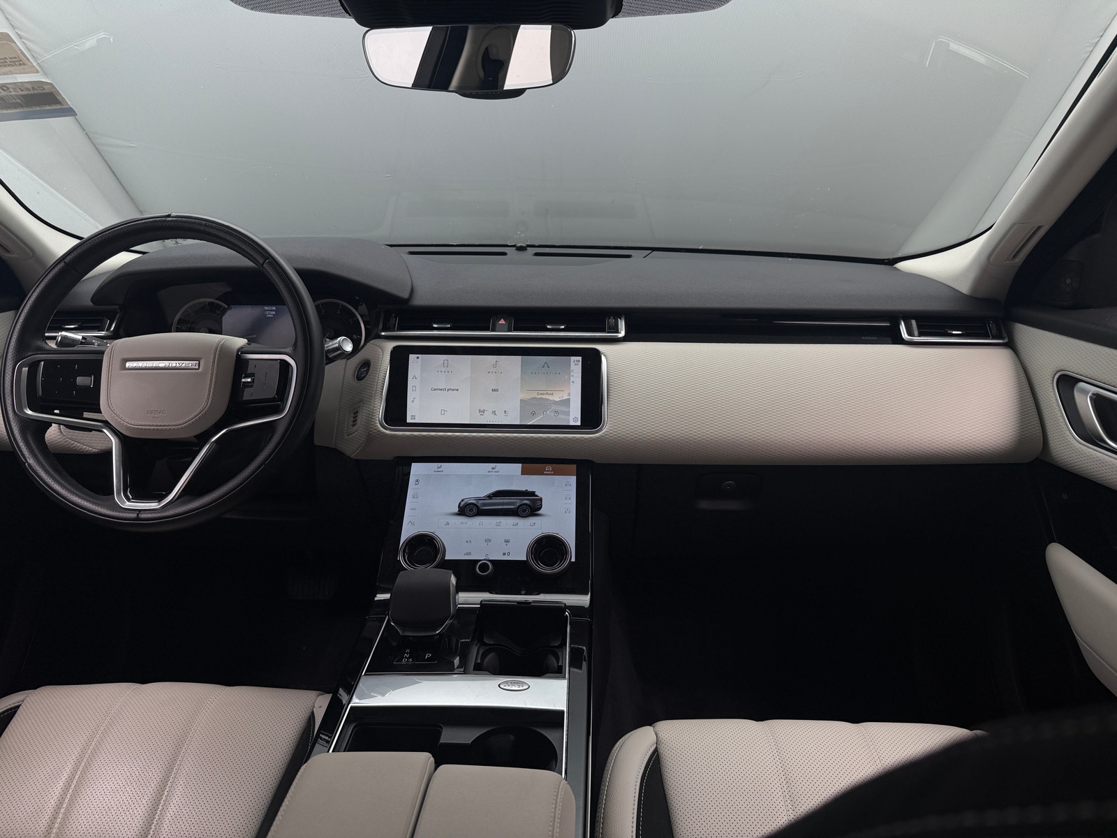 Thumbnail: 2022 Land Rover Range Rover Velar - 2