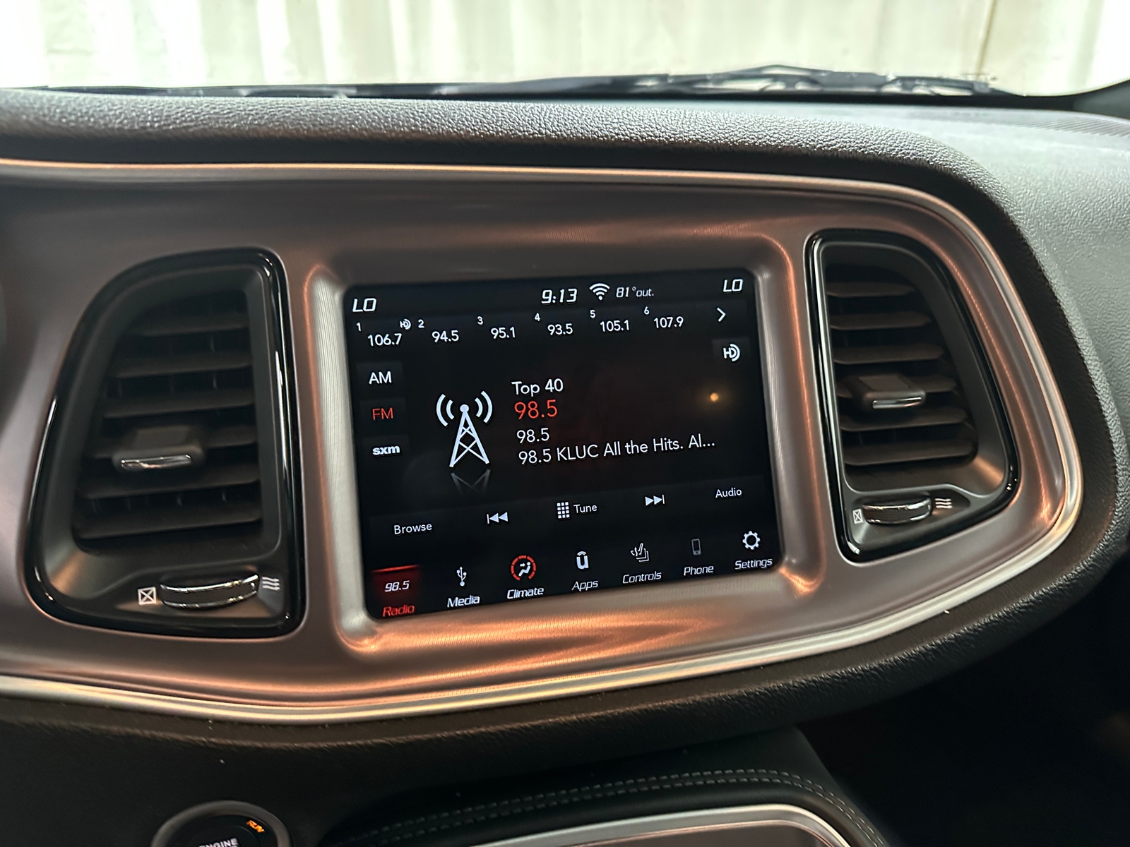 Thumbnail: 2019 Dodge Challenger - 3
