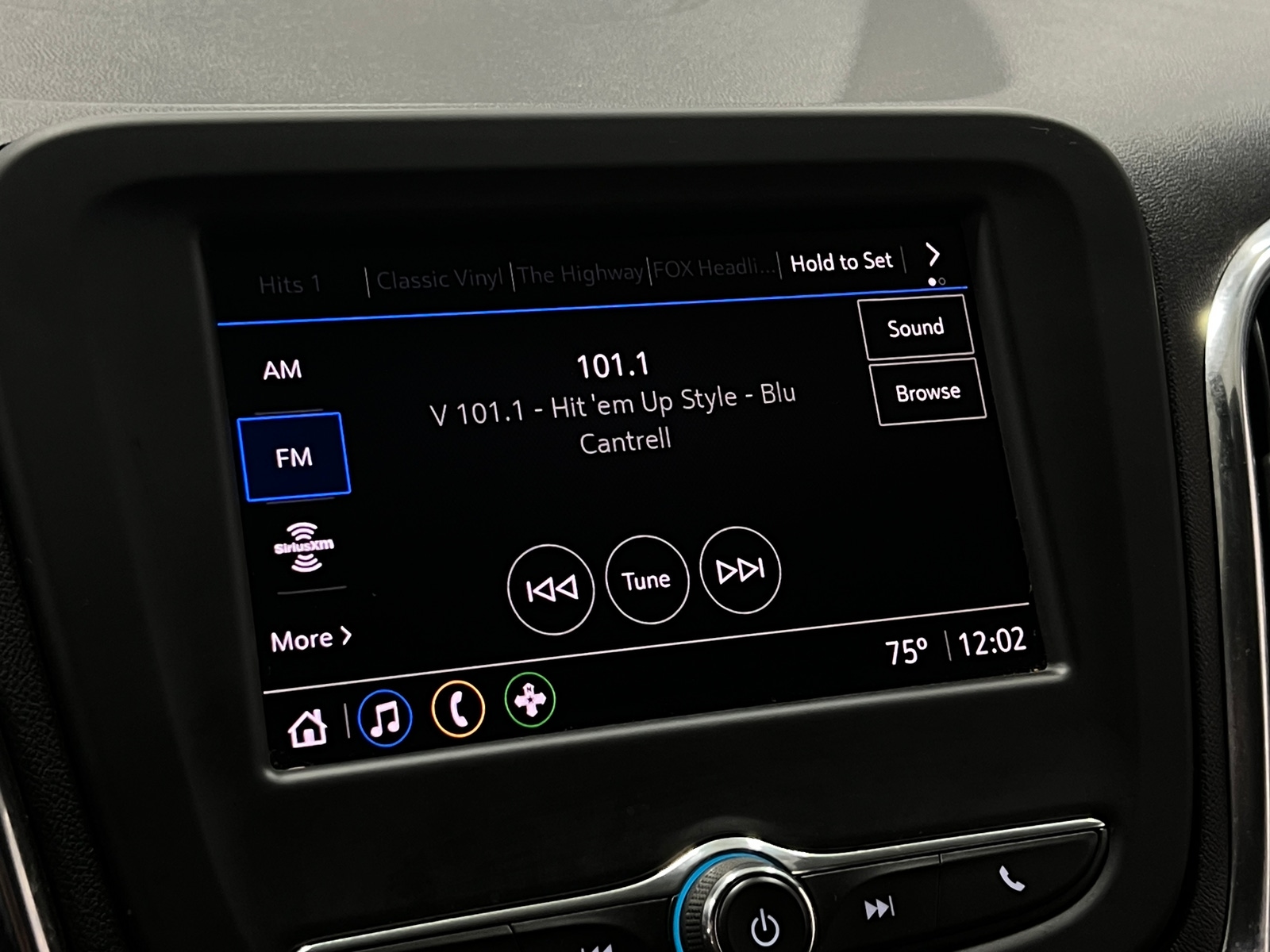 Thumbnail: 2024 Chevrolet Equinox - 4