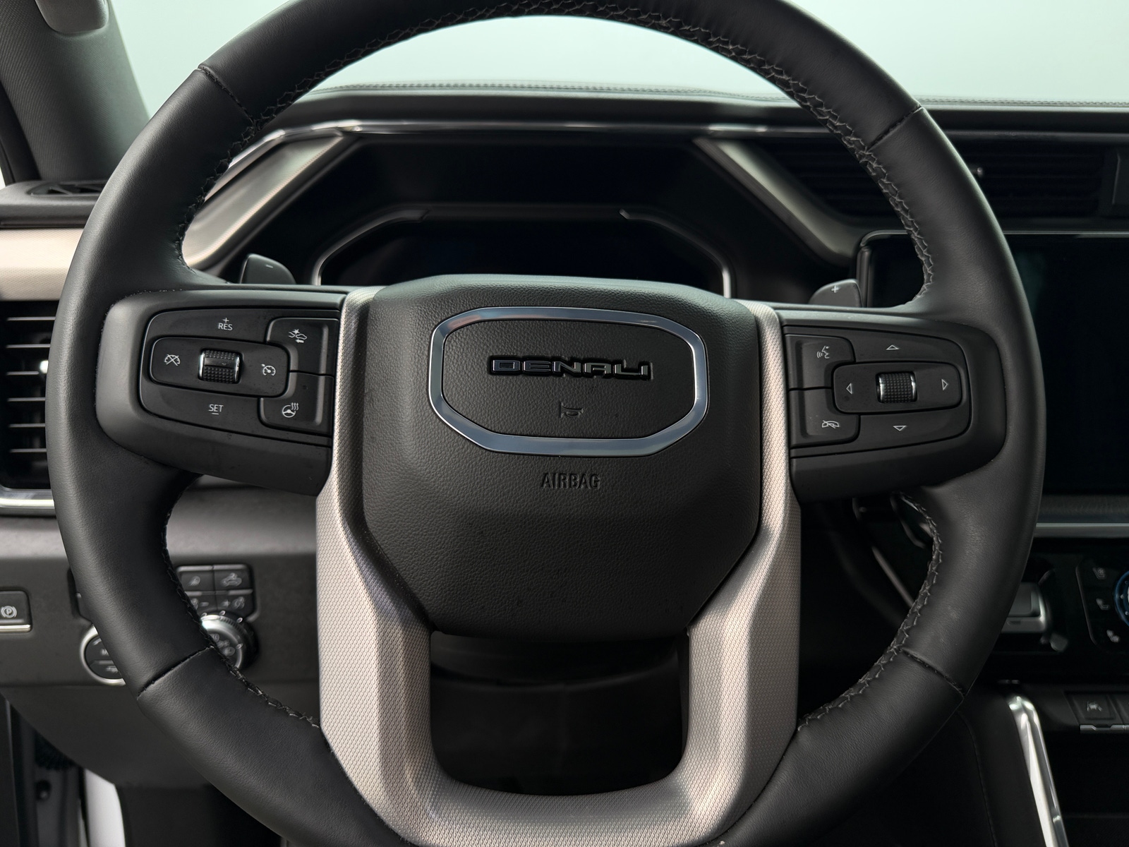 Thumbnail: 2025 GMC Sierra 1500 - 4