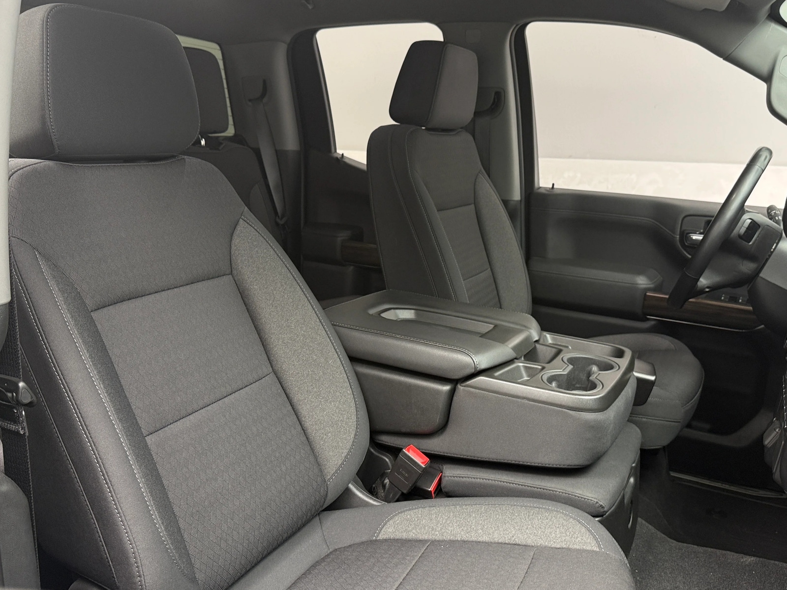 Thumbnail: 2020 Chevrolet Silverado 1500 - 2