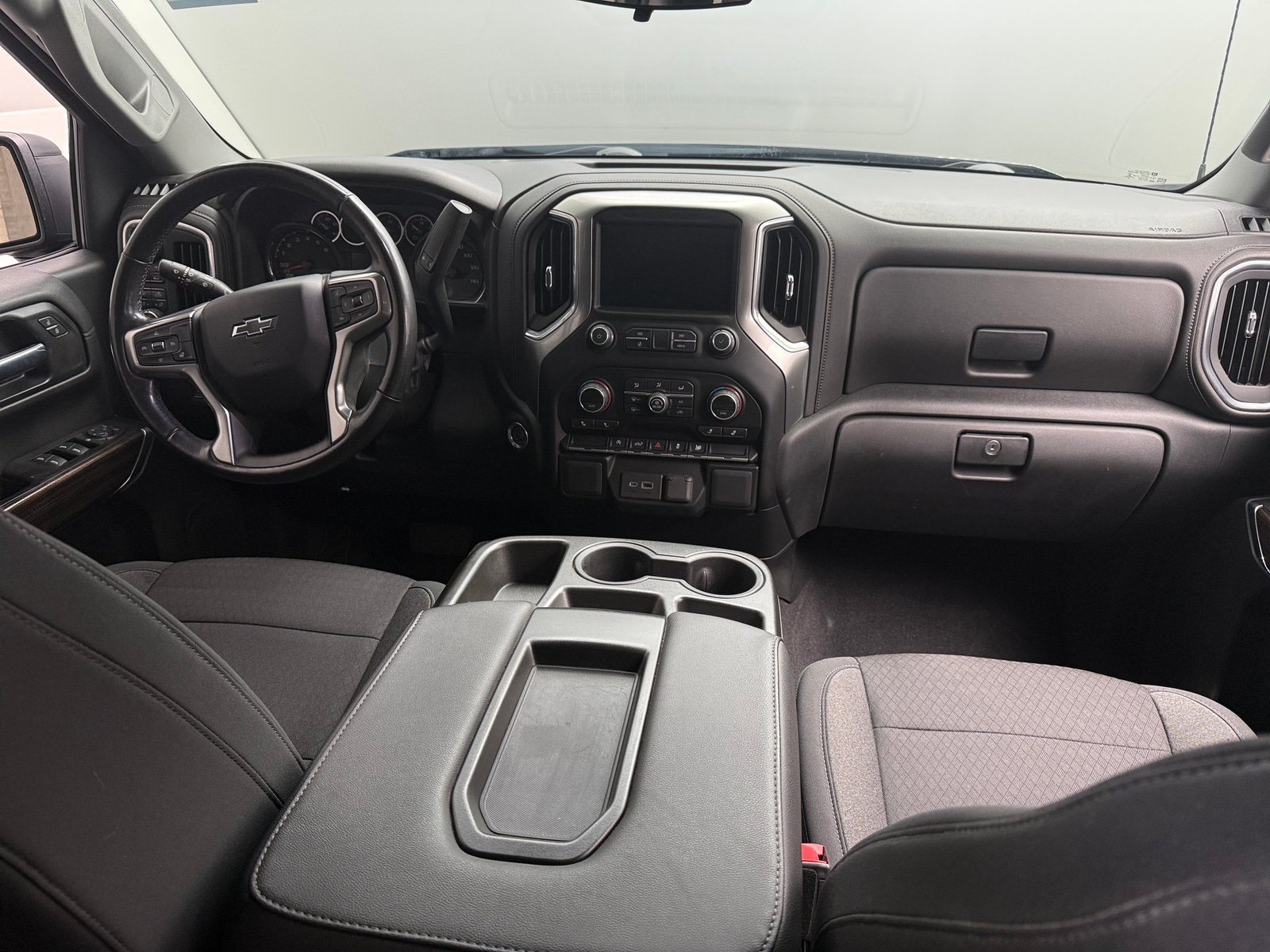 Thumbnail: 2020 Chevrolet Silverado 1500 - 3