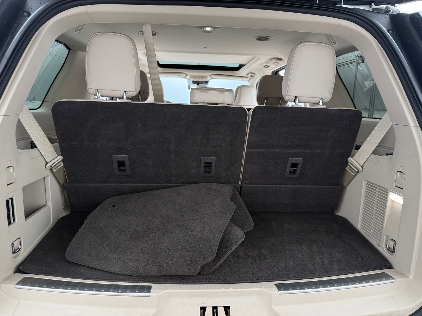 Thumbnail: 2019 Lincoln Navigator - 6