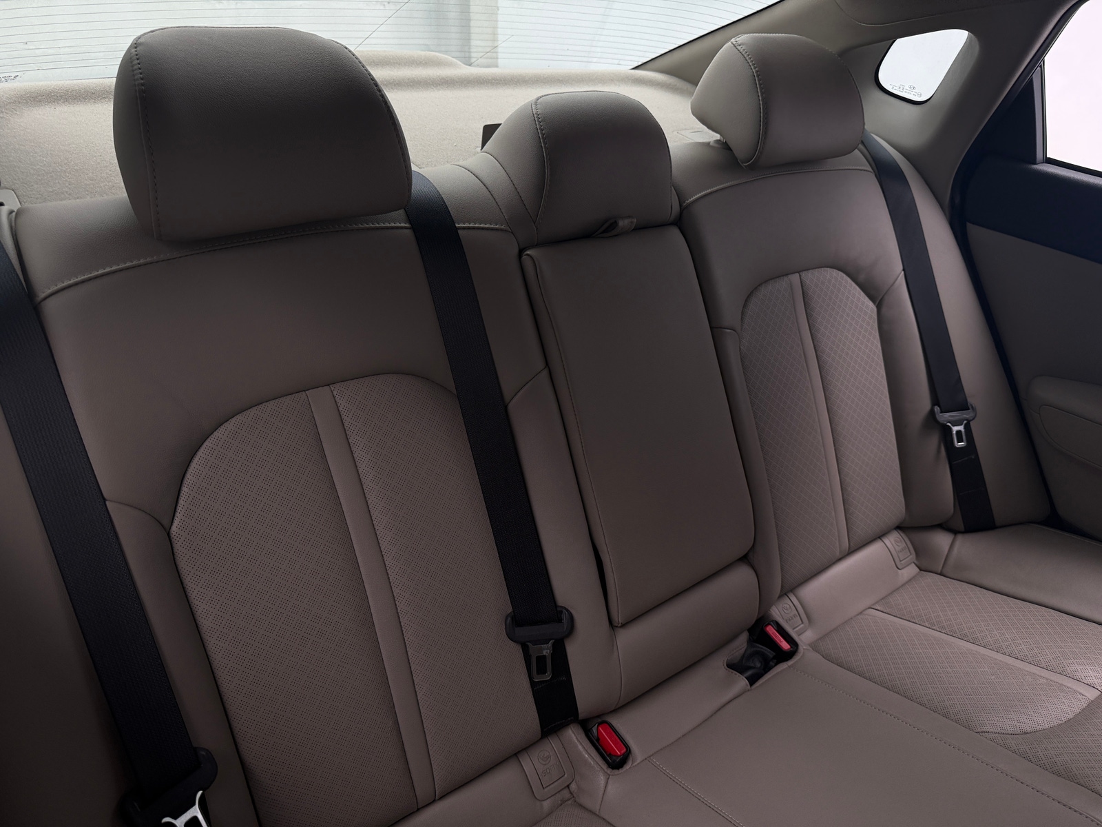 Thumbnail: 2018 Kia Optima - 5