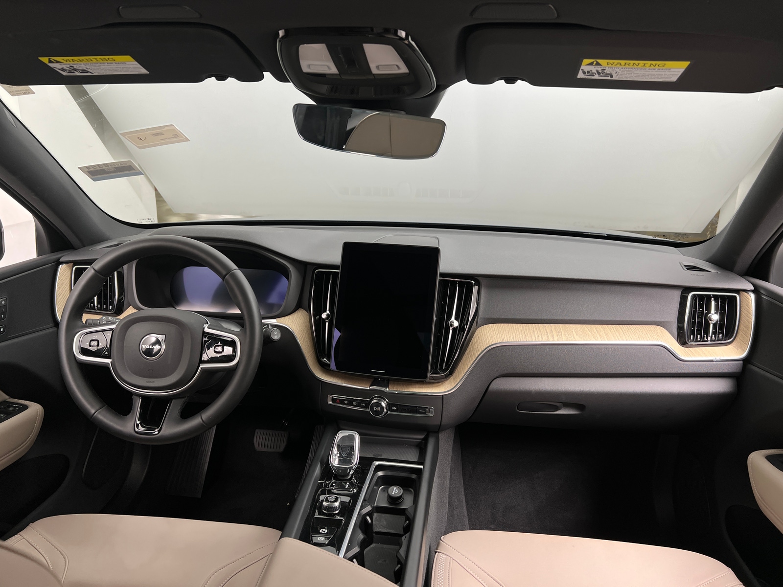 Thumbnail: 2026 Volvo XC60 - 2