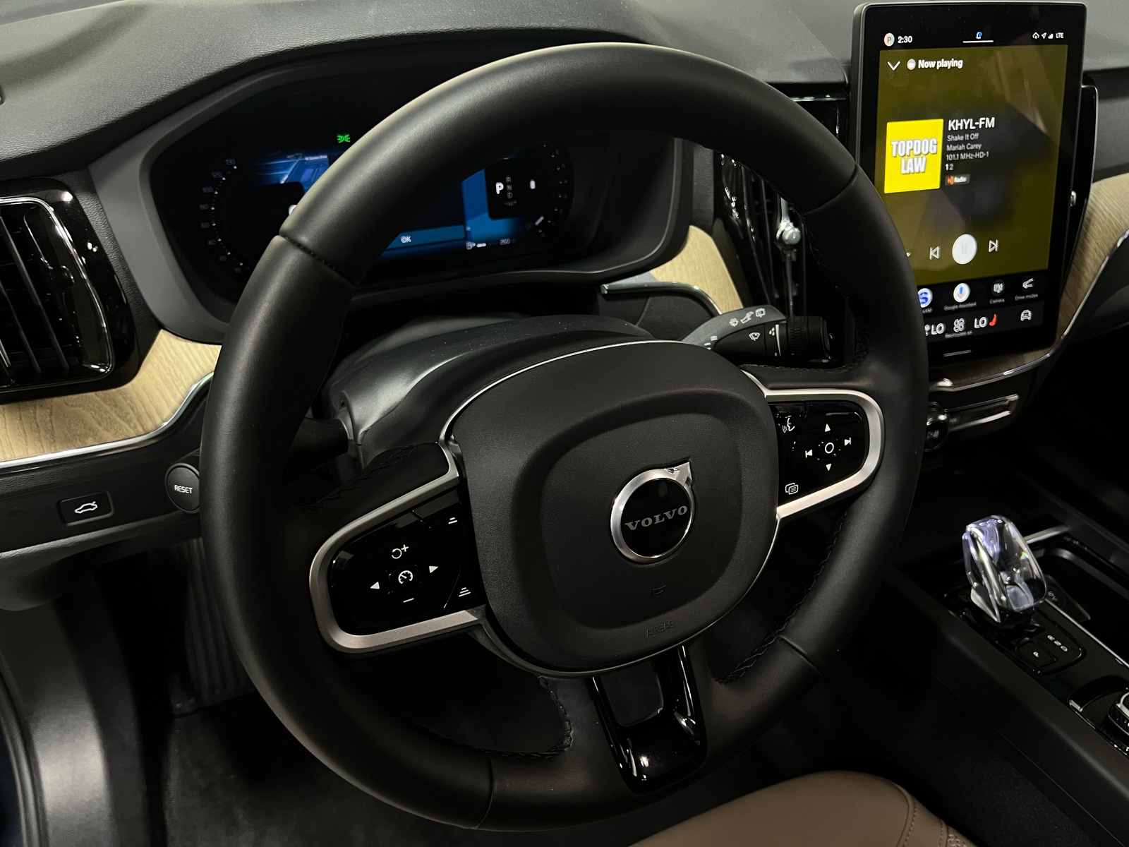 Thumbnail: 2026 Volvo XC60 - 4