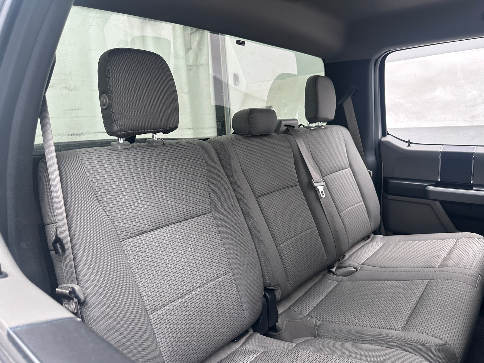 Thumbnail: 2015 Ford Econoline - 6
