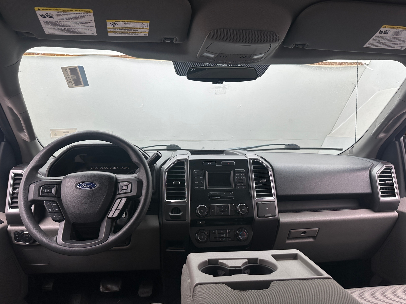 Thumbnail: 2015 Ford Econoline - 3