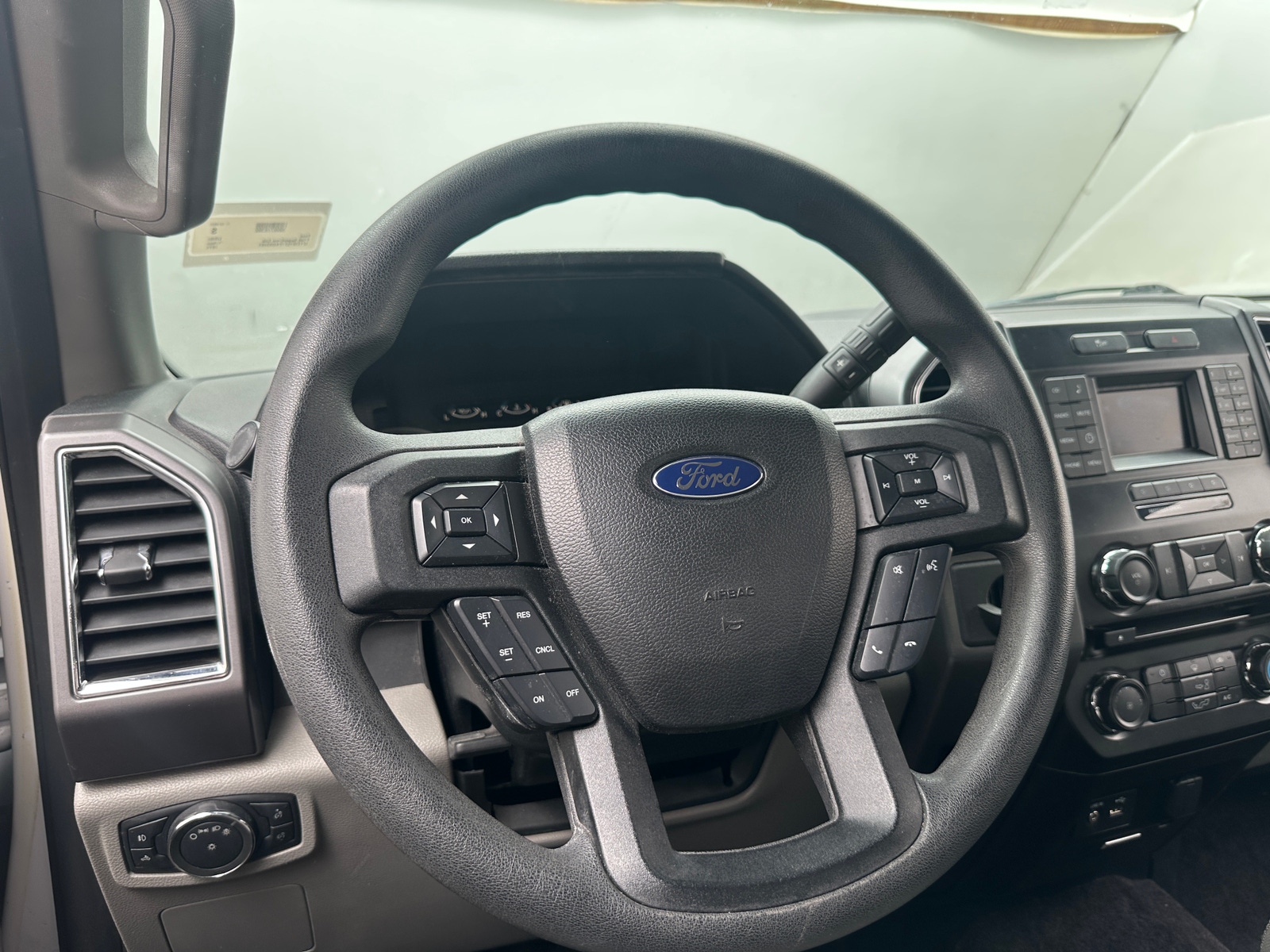 Thumbnail: 2015 Ford Econoline - 5