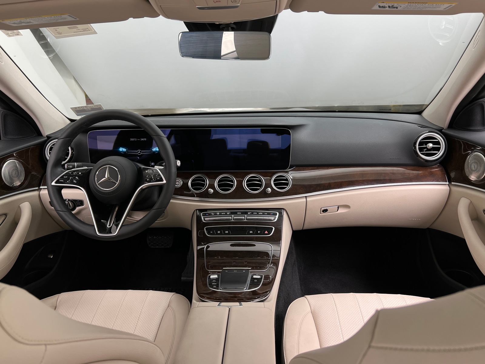 Thumbnail: 2021 Mercedes-Benz E-Class - 2