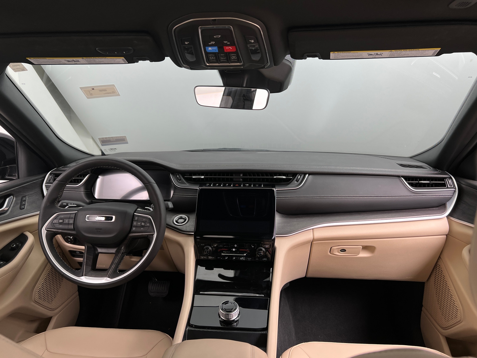 Thumbnail: 2025 Jeep Grand Cherokee L - 2