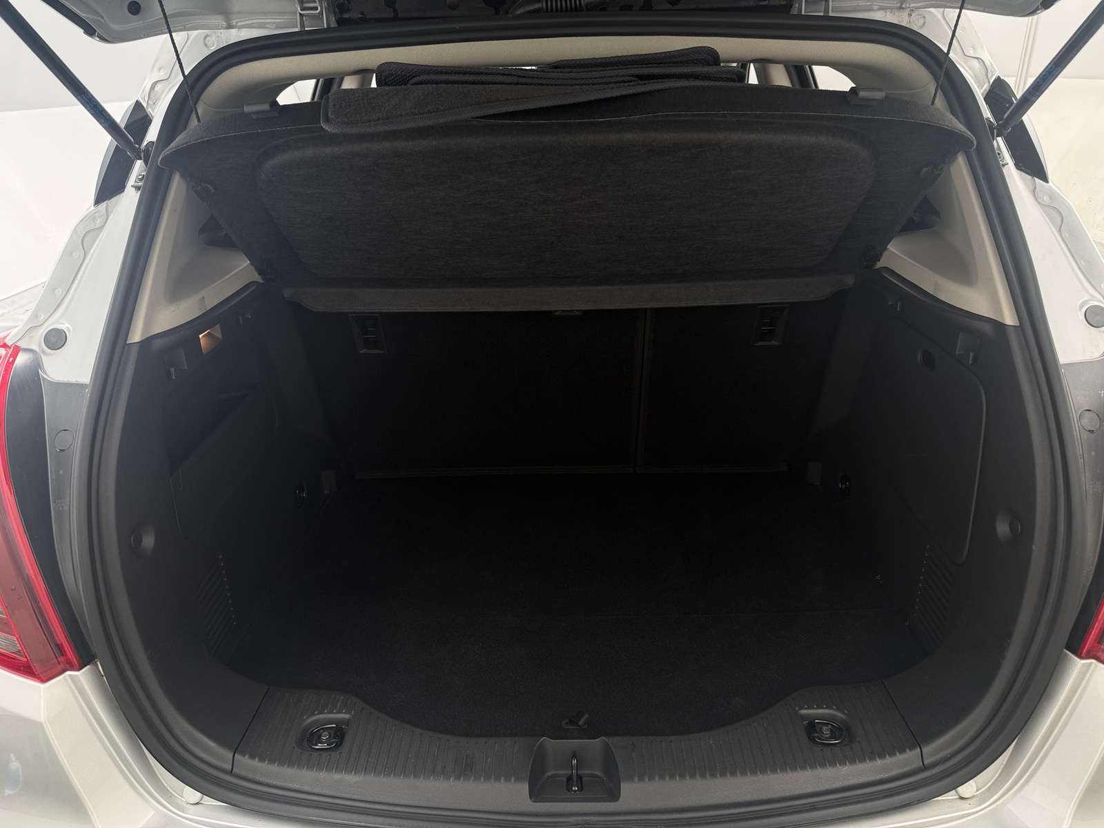 Thumbnail: 2022 Buick Encore - 6