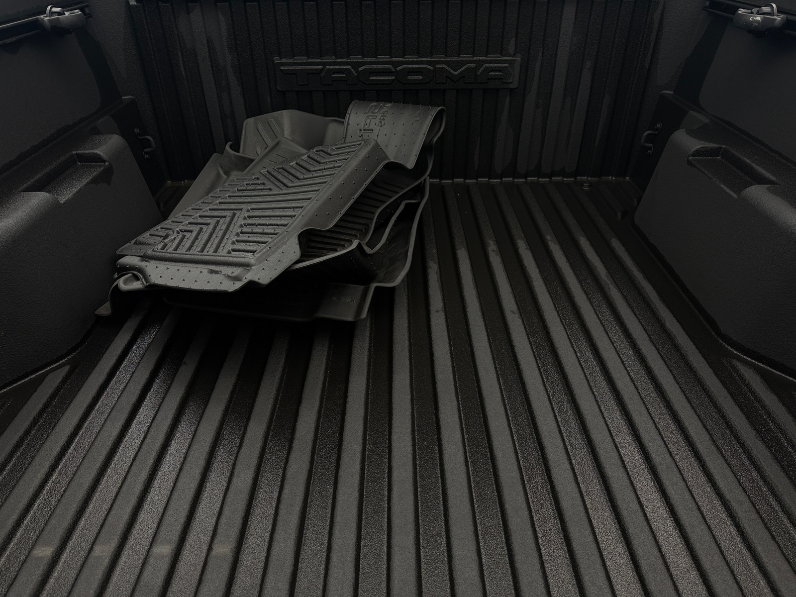Thumbnail: 2024 Toyota Tacoma - 7