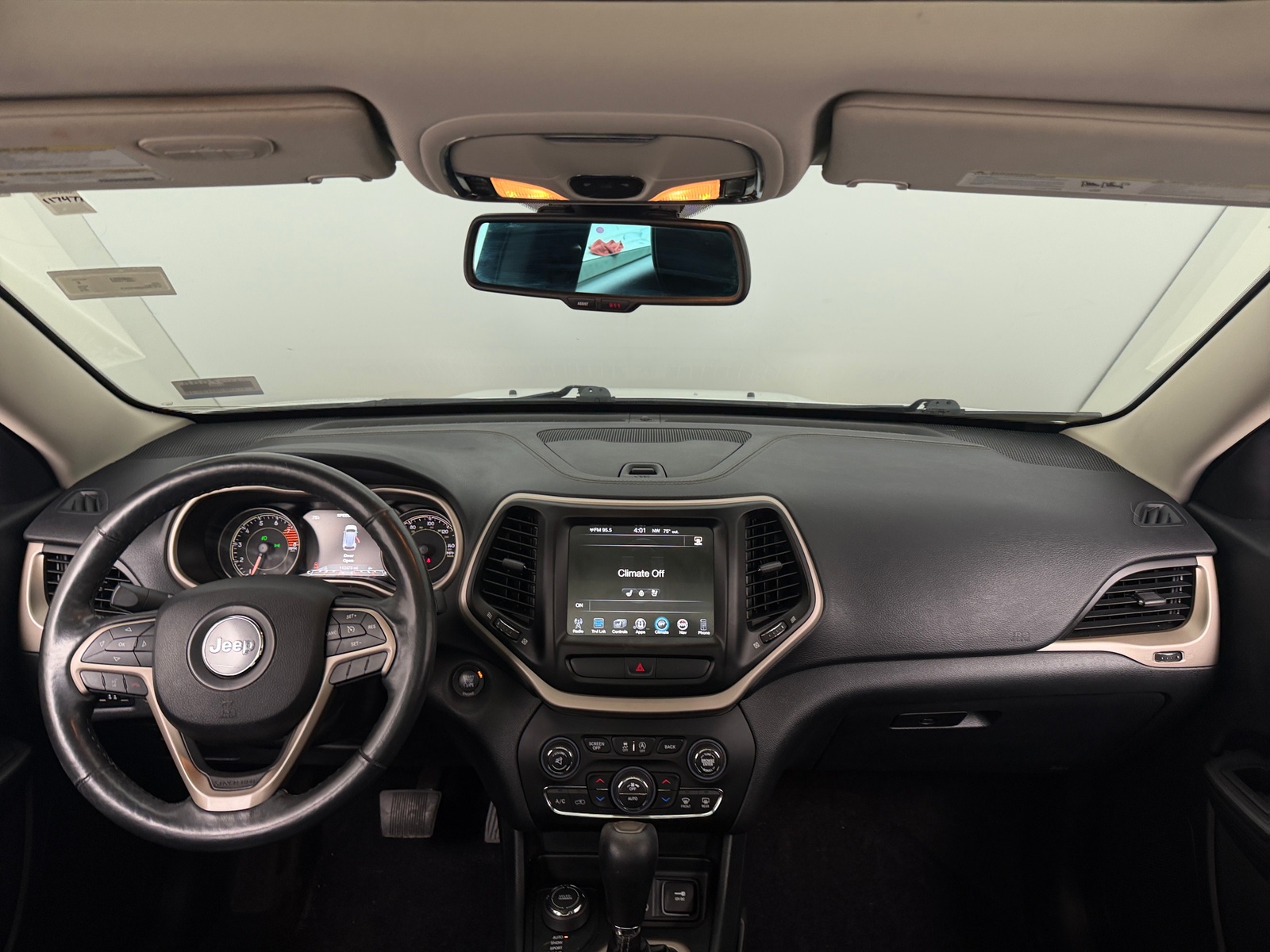 Thumbnail: 2016 Jeep Cherokee - 2