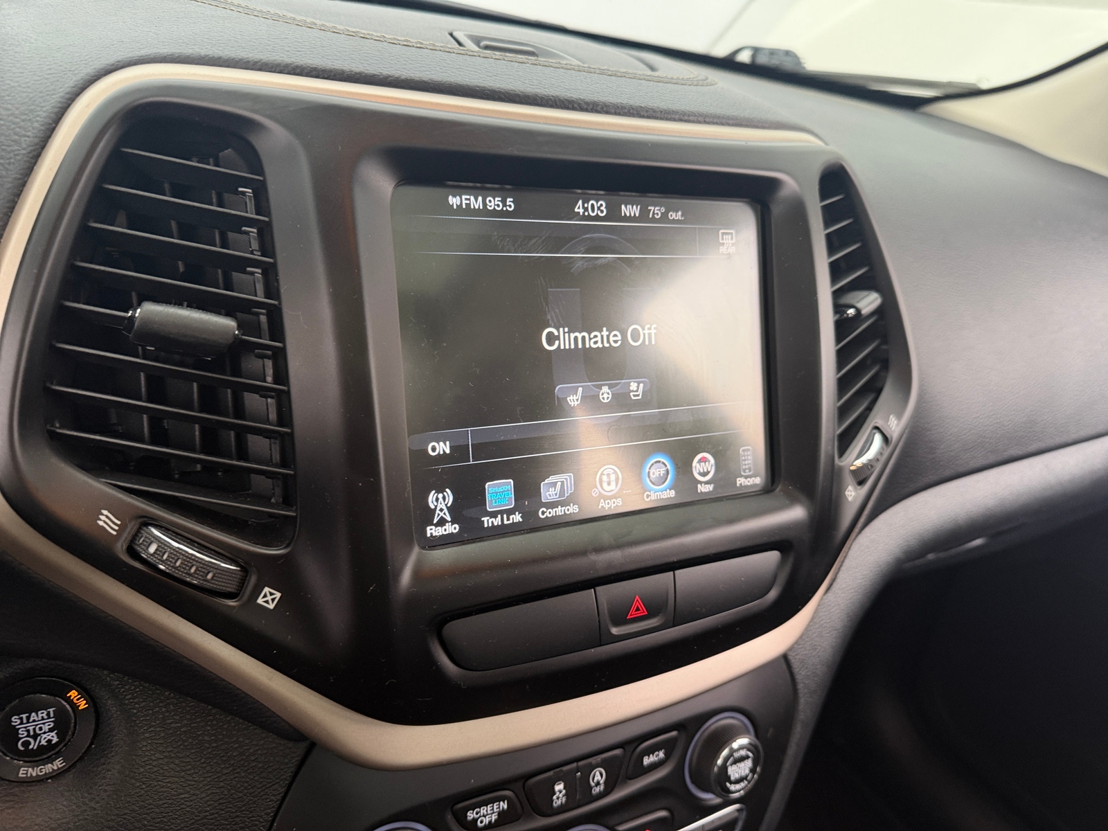 Thumbnail: 2016 Jeep Cherokee - 3
