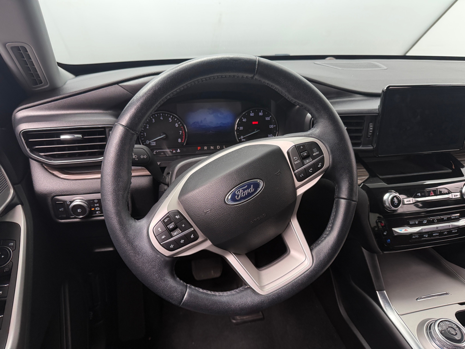 Thumbnail: 2023 Ford Explorer - 4