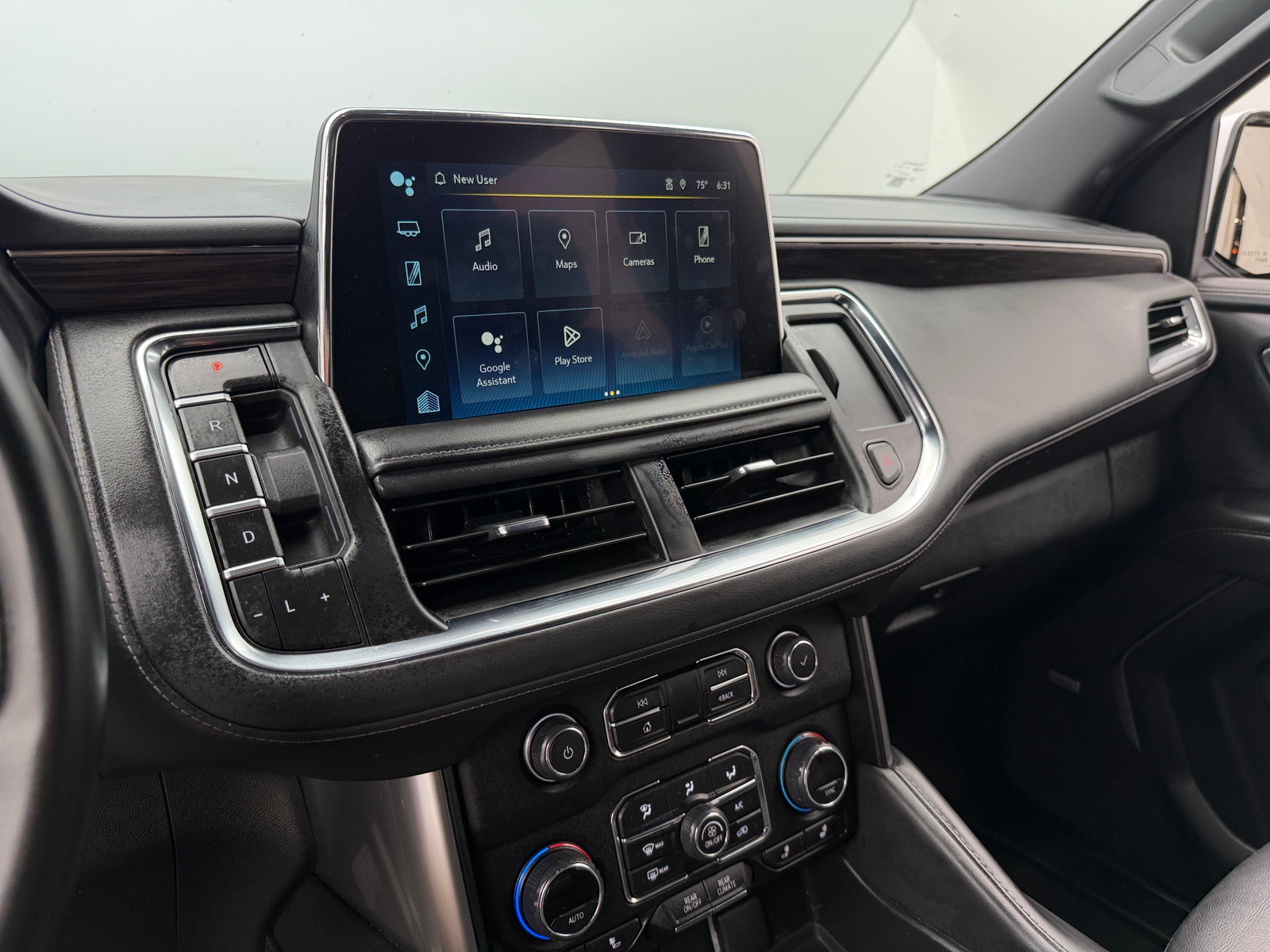 Thumbnail: 2024 Chevrolet Tahoe - 3