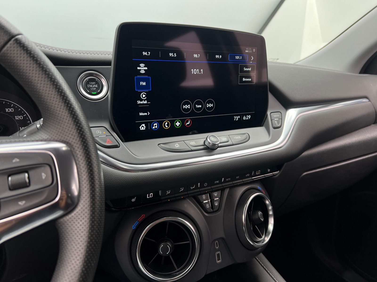 Thumbnail: 2025 Chevrolet Blazer - 4