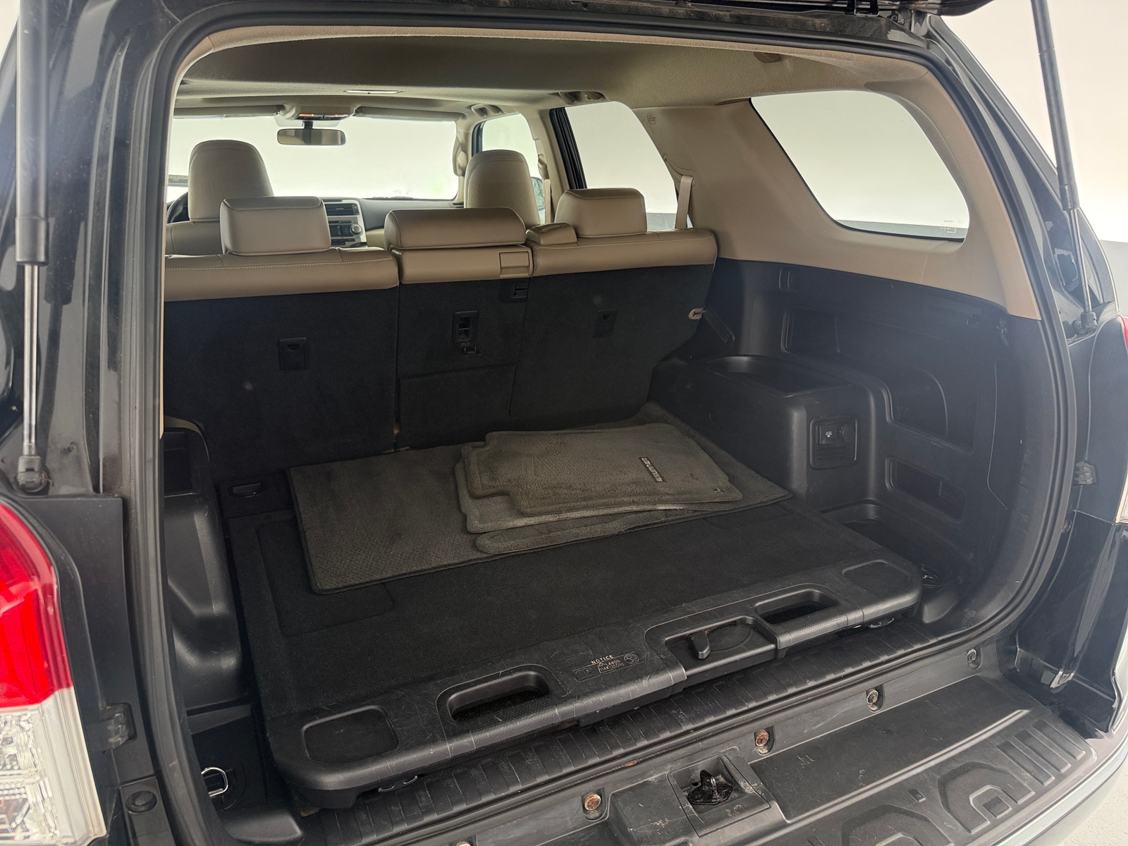 Thumbnail: 2010 Toyota 4Runner - 7