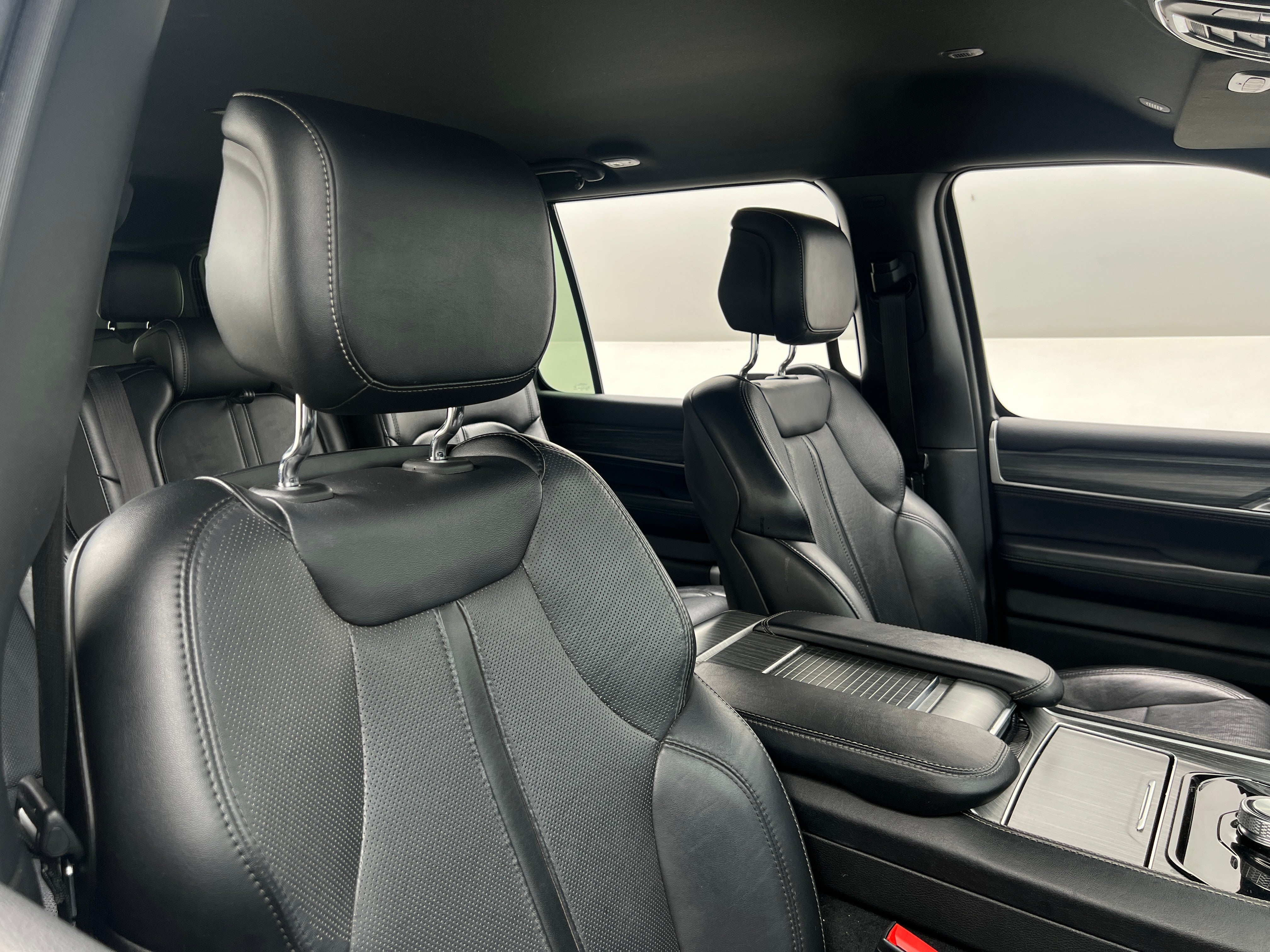 2024 Jeep Wagoneer