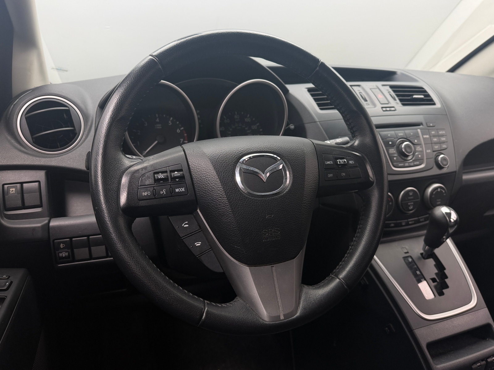 Thumbnail: 2012 Mazda Mazda5 - 4