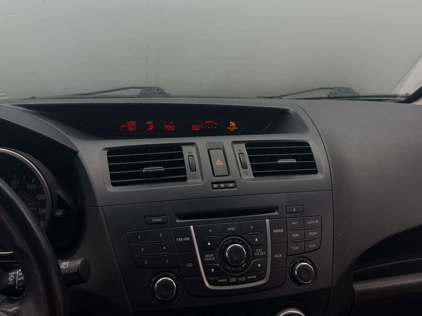 Thumbnail: 2012 Mazda Mazda5 - 3