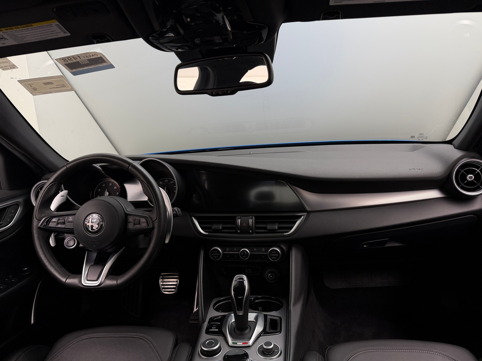 Thumbnail: 2022 Alfa Romeo Giulia - 2