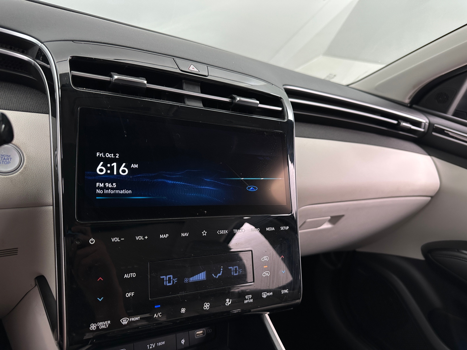 Thumbnail: 2022 Hyundai Tucson - 3