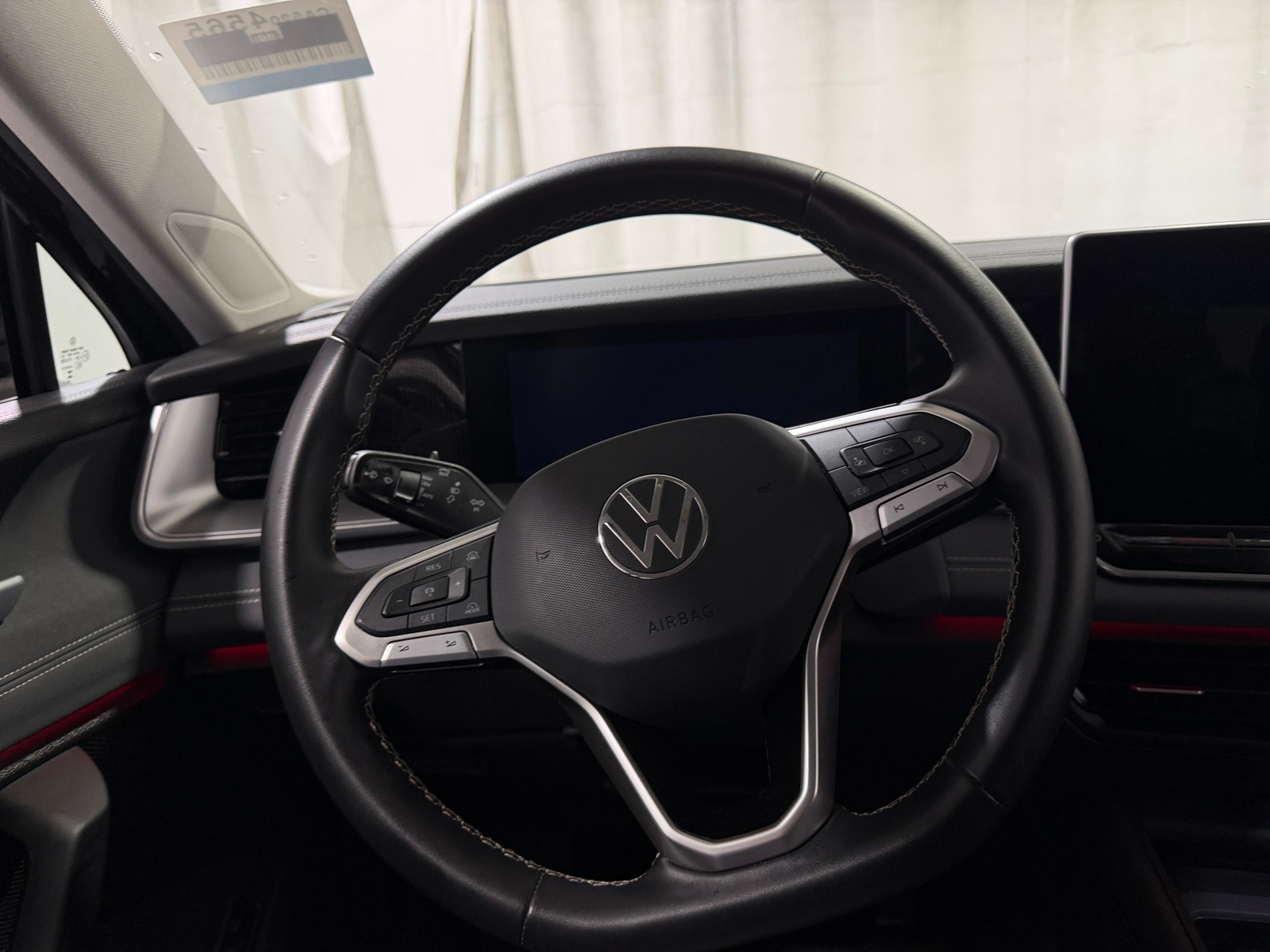 Thumbnail: 2026 Volkswagen Tiguan - 4