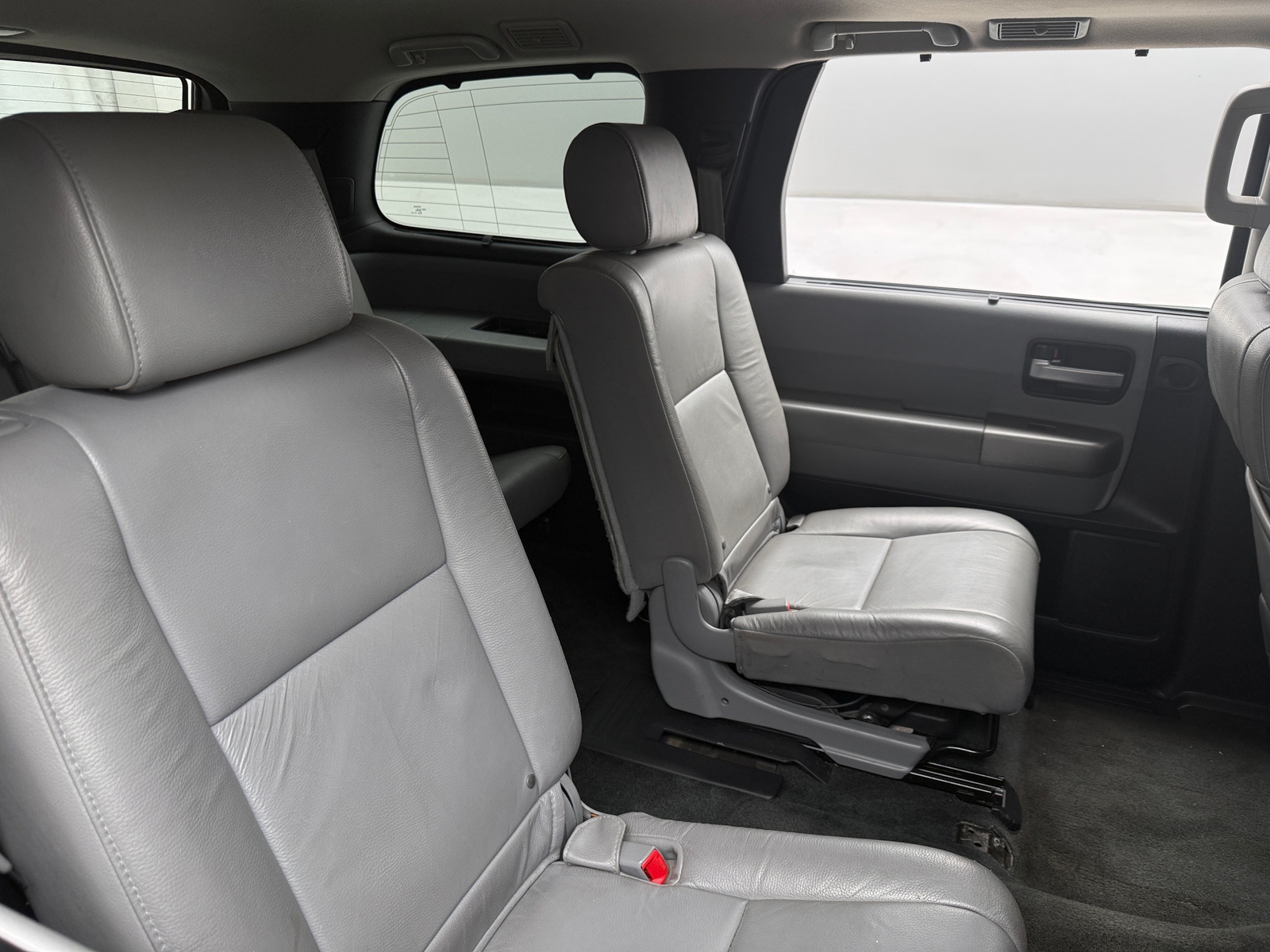 Thumbnail: 2017 Toyota Sequoia - 5