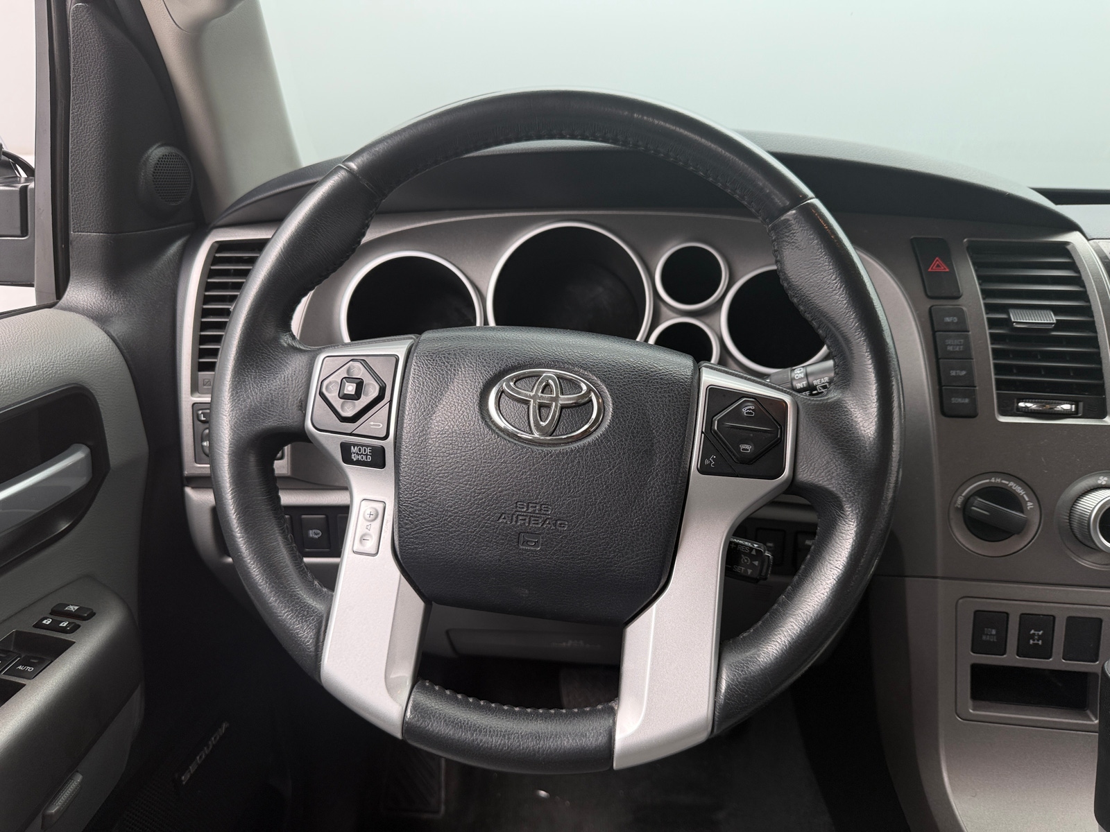 Thumbnail: 2017 Toyota Sequoia - 4