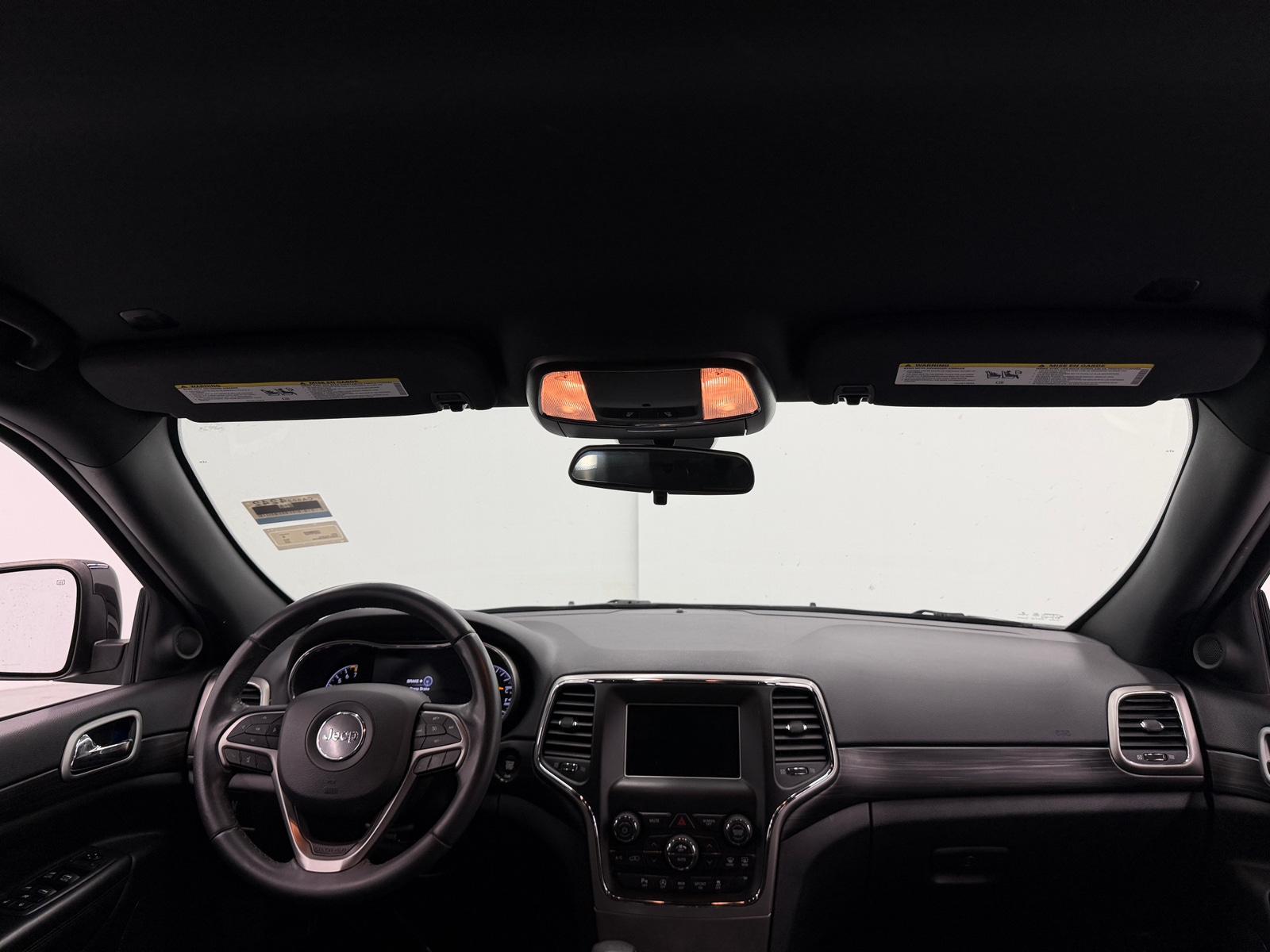 Thumbnail: 2019 Jeep Grand Cherokee - 3