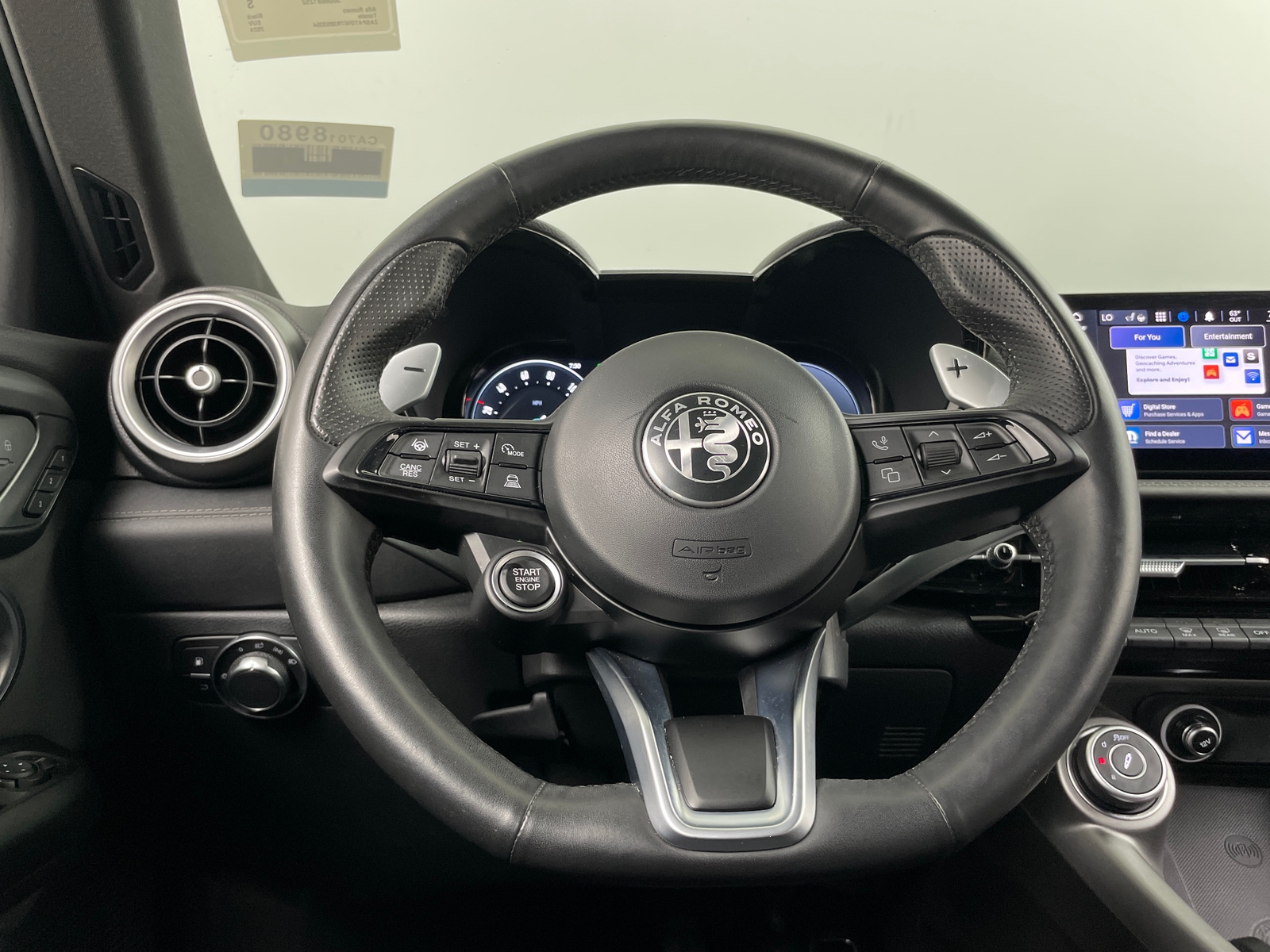 Thumbnail: 2024 Alfa Romeo Tonale - 4
