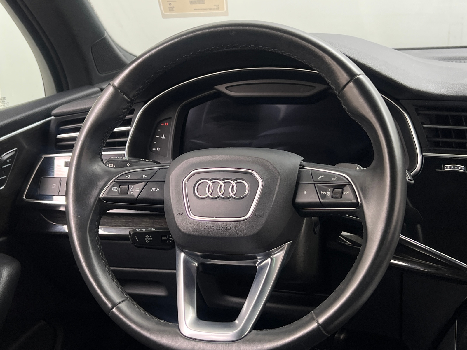 Thumbnail: 2022 Audi Q7 - 5
